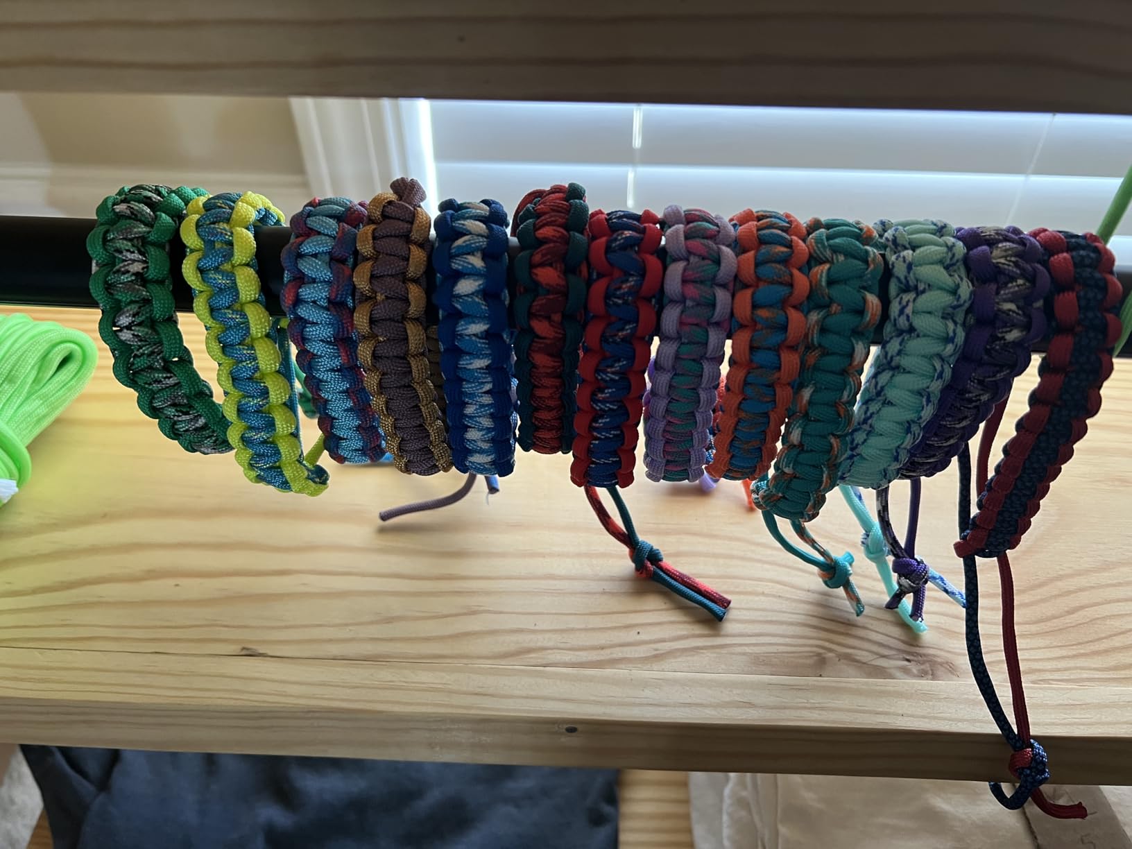 WEREWOLVES 80 Colors Paracord Cord, 550 Paracord Bracelet Crafting Combo Kits with Instruction - Multifunction Paracord Ropes, 10 Feet Each Parachute Cord for DIY Manual Braiding Supplies customer photo 2