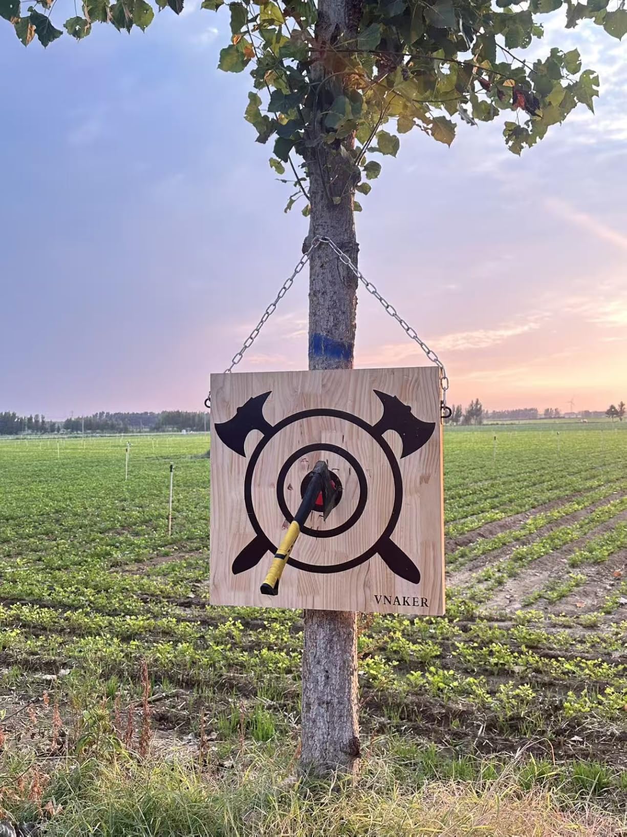 Axe Throwing Wooden Target & Knife Throwing Wooden Target with Steel Chain customer photo 1
