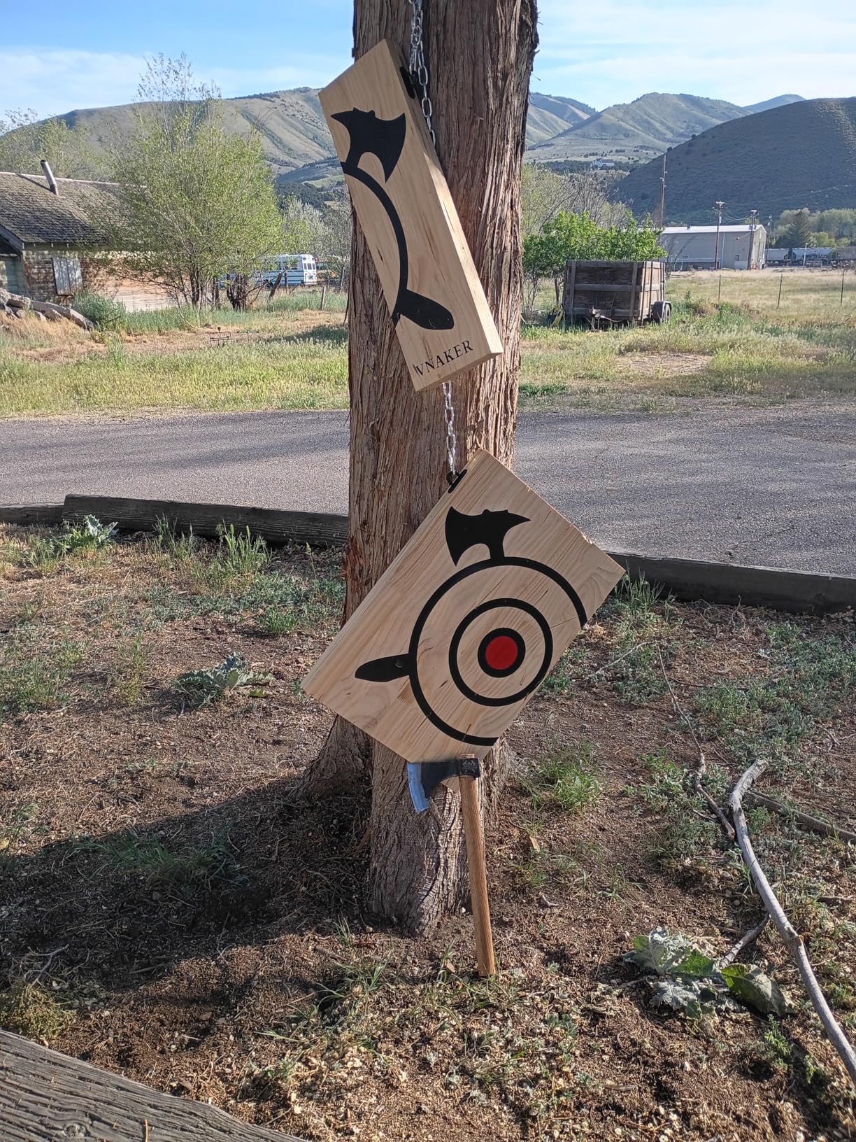 Axe Throwing Wooden Target & Knife Throwing Wooden Target with Steel Chain customer photo 2