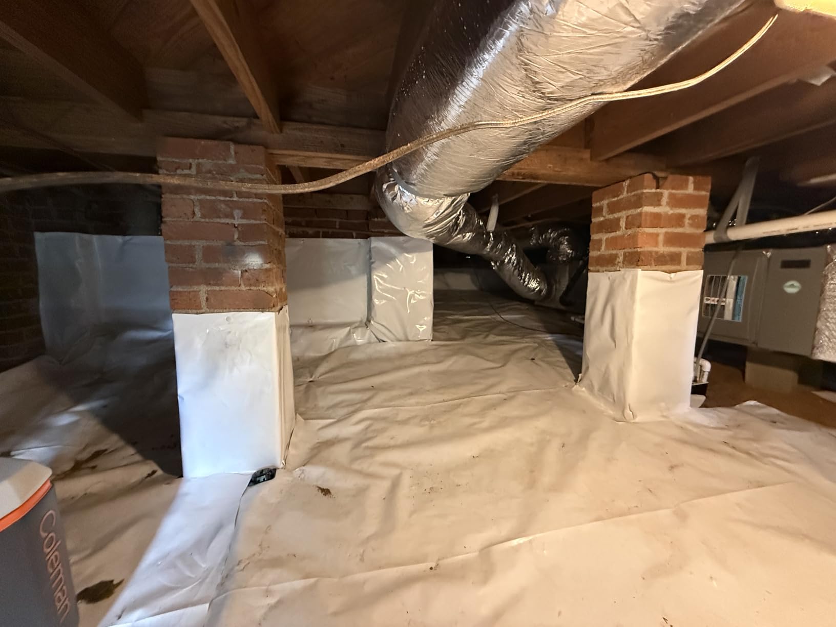 Crawl Space Vapor Barrier, 12 Mil Vapor Barrier, 10'x100', Plastic Drop Cloth Covering for Crawlspace Encapsulation, Thick Plastic Sheeting, Black and White Panda Film customer photo 1
