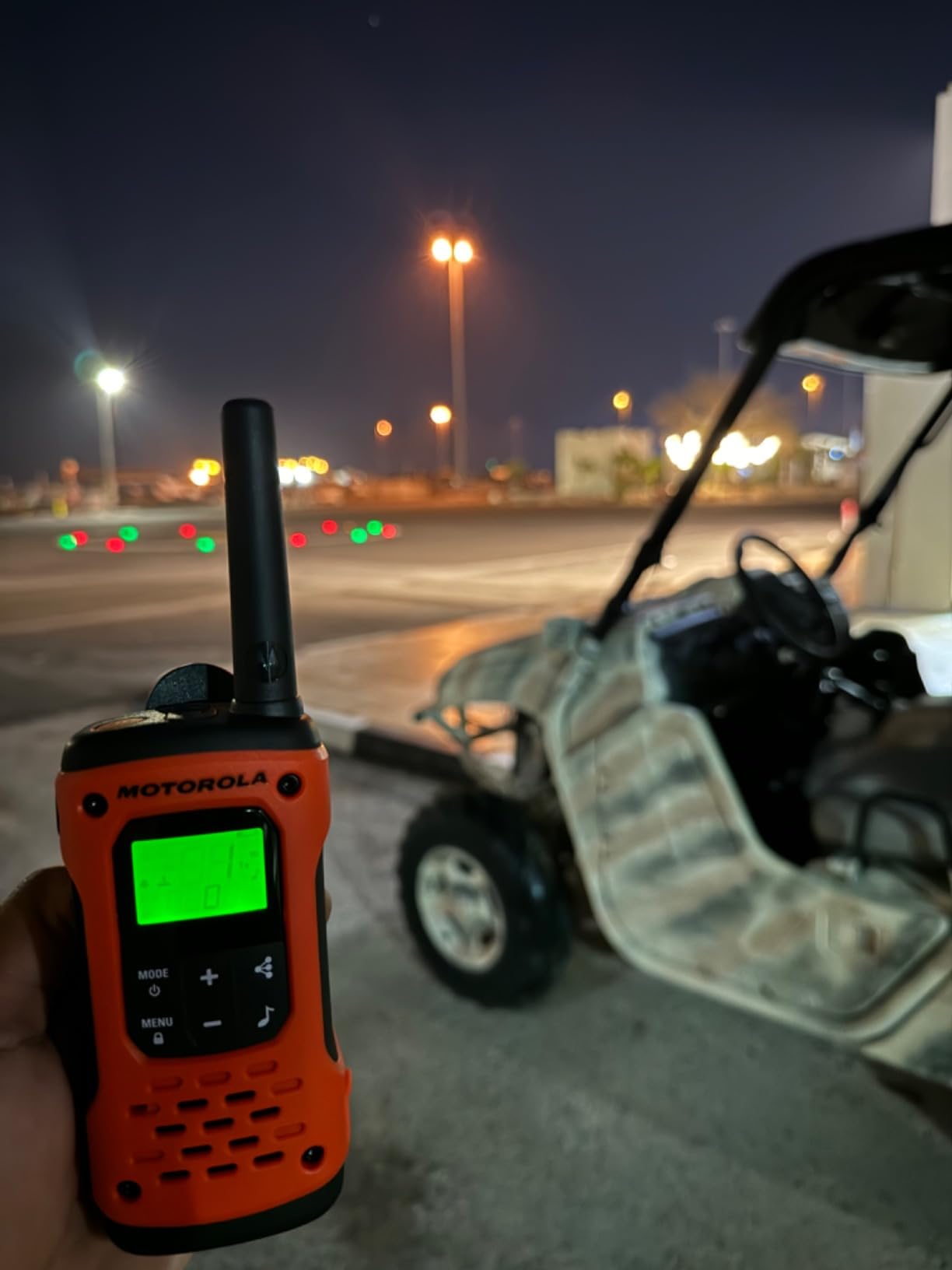 Motorola Solutions Portable FRS T605 H2O Talkabout Two Way Radios Waterproof Walkie Talkie Emergency Preparedness, Rechargeable, 22 Channel, 35 Mile, 2 Pack customer photo 2