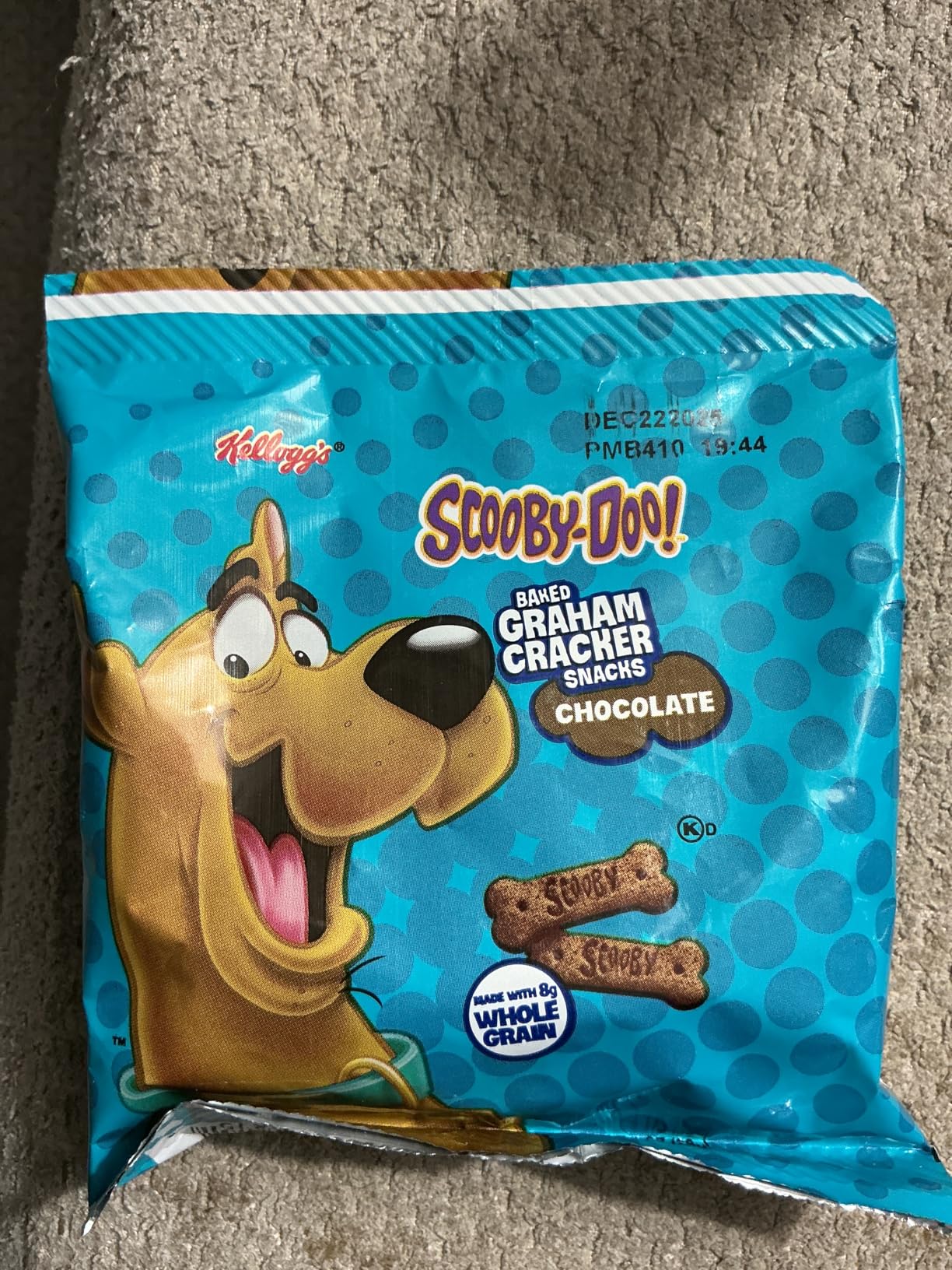 Kellogg's SCOOBY-DOO! Baked Graham Cracker Snacks, Lunch Snacks, Chocolate (40 Pouches) customer photo 1