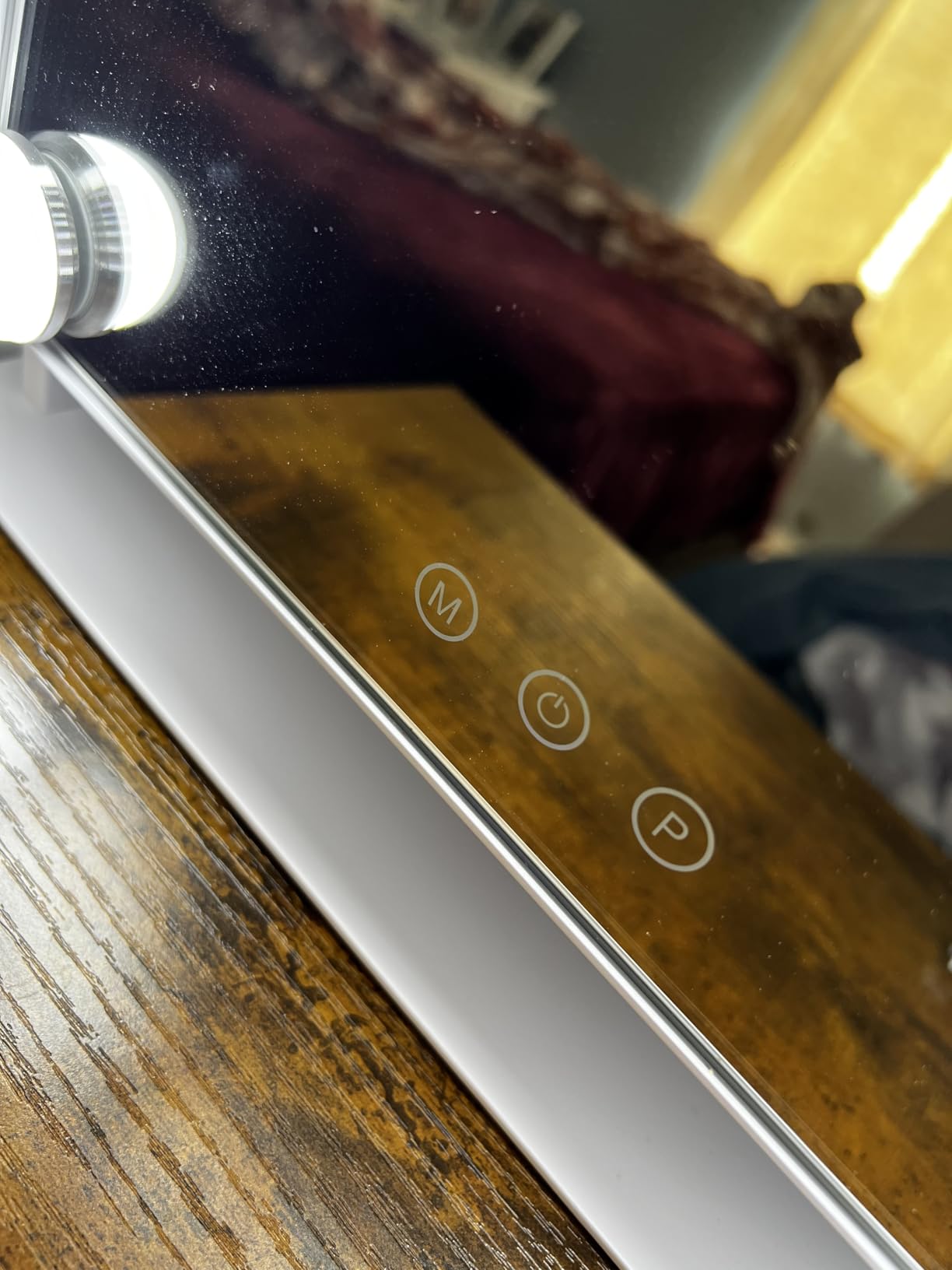 Dirket Vanity Mirror with Lights, Hollywood Lighted Makeup Mirror with 3 Color Lighting Modes and 9 Dimmable Bulbs, Detachable 5X Magnification, Smart Touch Control, 360°Rotation, White customer photo 2