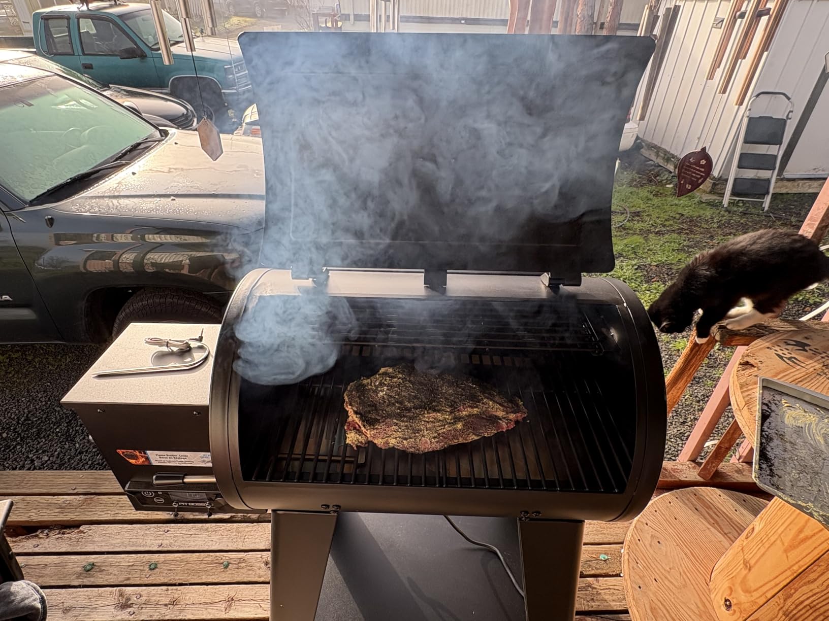 Pit Boss 850 FB2 Series Wood Pellet Grill & Smoker with Flame Broiler and LCD Digital Controller, 840-Sq. In. Cooking Space, 180°F to 500°F Temperature Range, Meat Probe, 21 lb. Pellet Hopper, Black customer photo 2