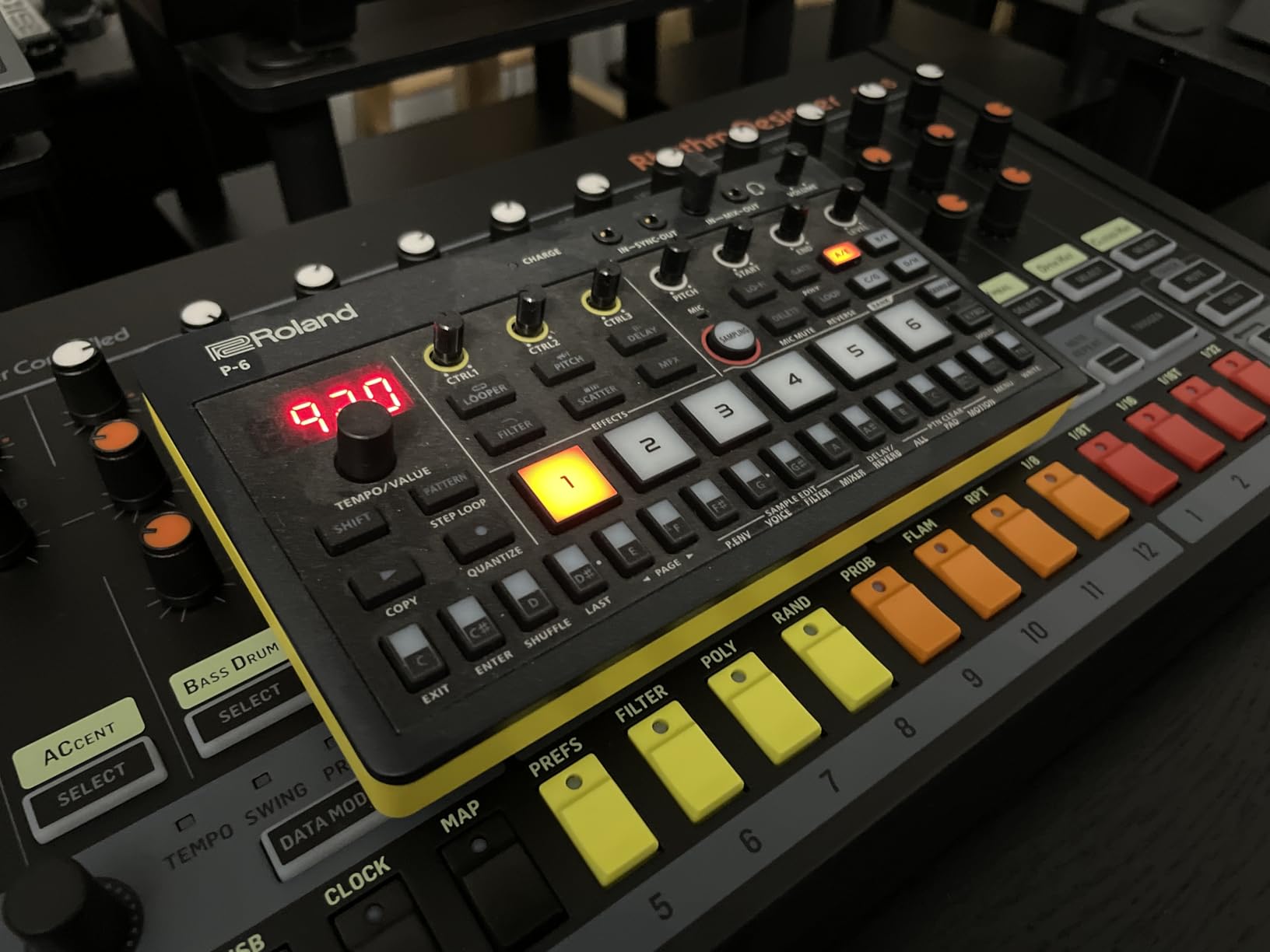 Roland AIRA Compact P-6 Creative Sampler | Granular Sound Design | Powerful Sequencer | Onboard Keyboard | Built-In Mic | Hands-on Effects customer photo 1