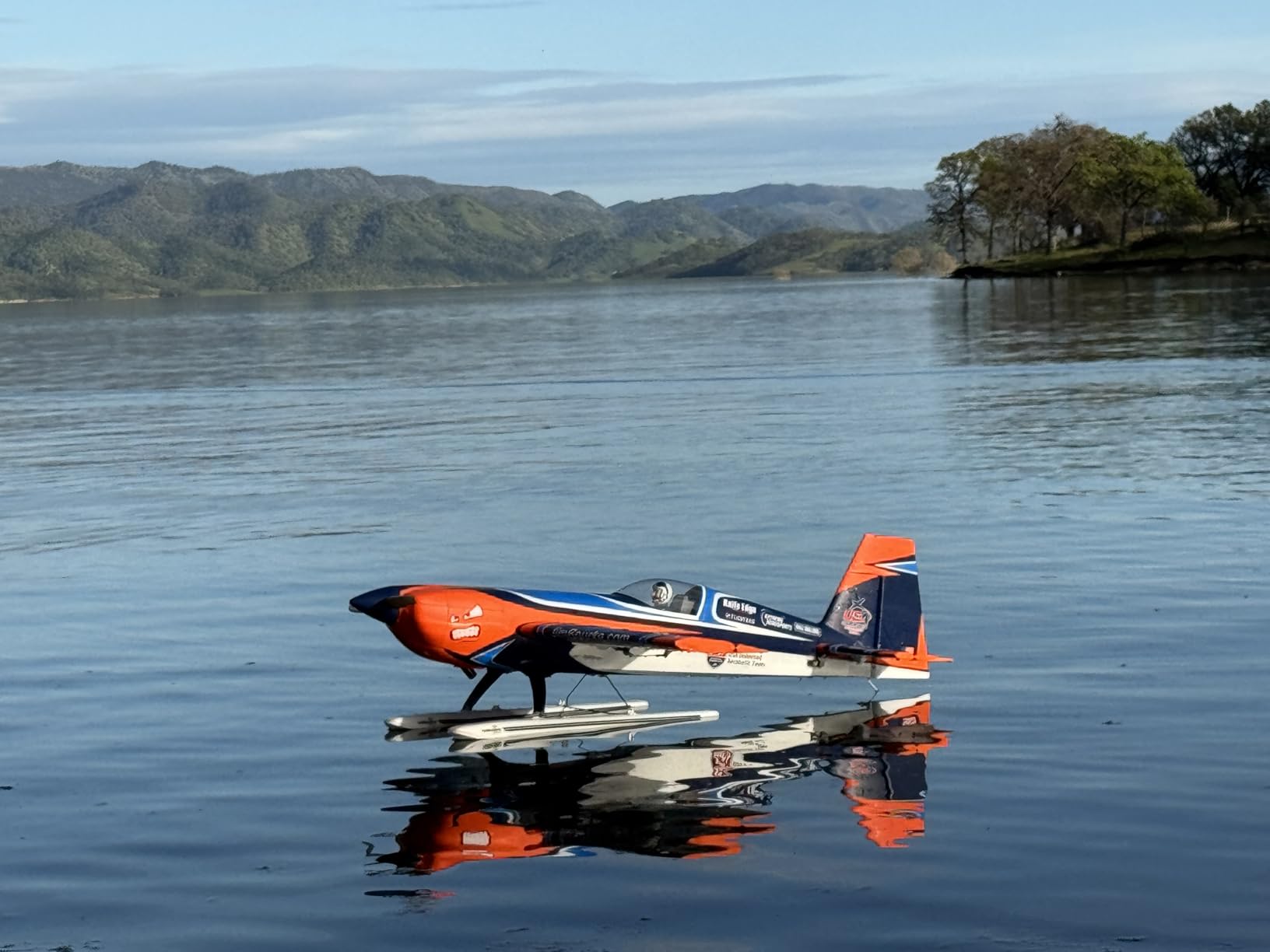 E-flite Extra 330 SC 3D 1.3M BNF Basic w/Safe Select Aerobatic customer photo 1