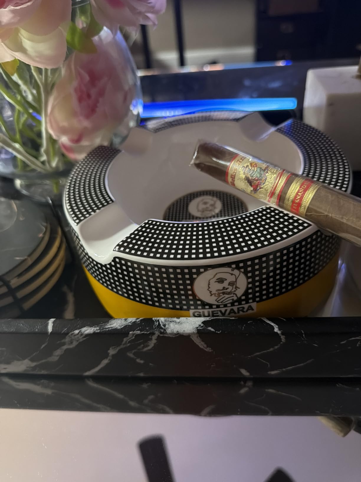 Cigar ashtray 8
