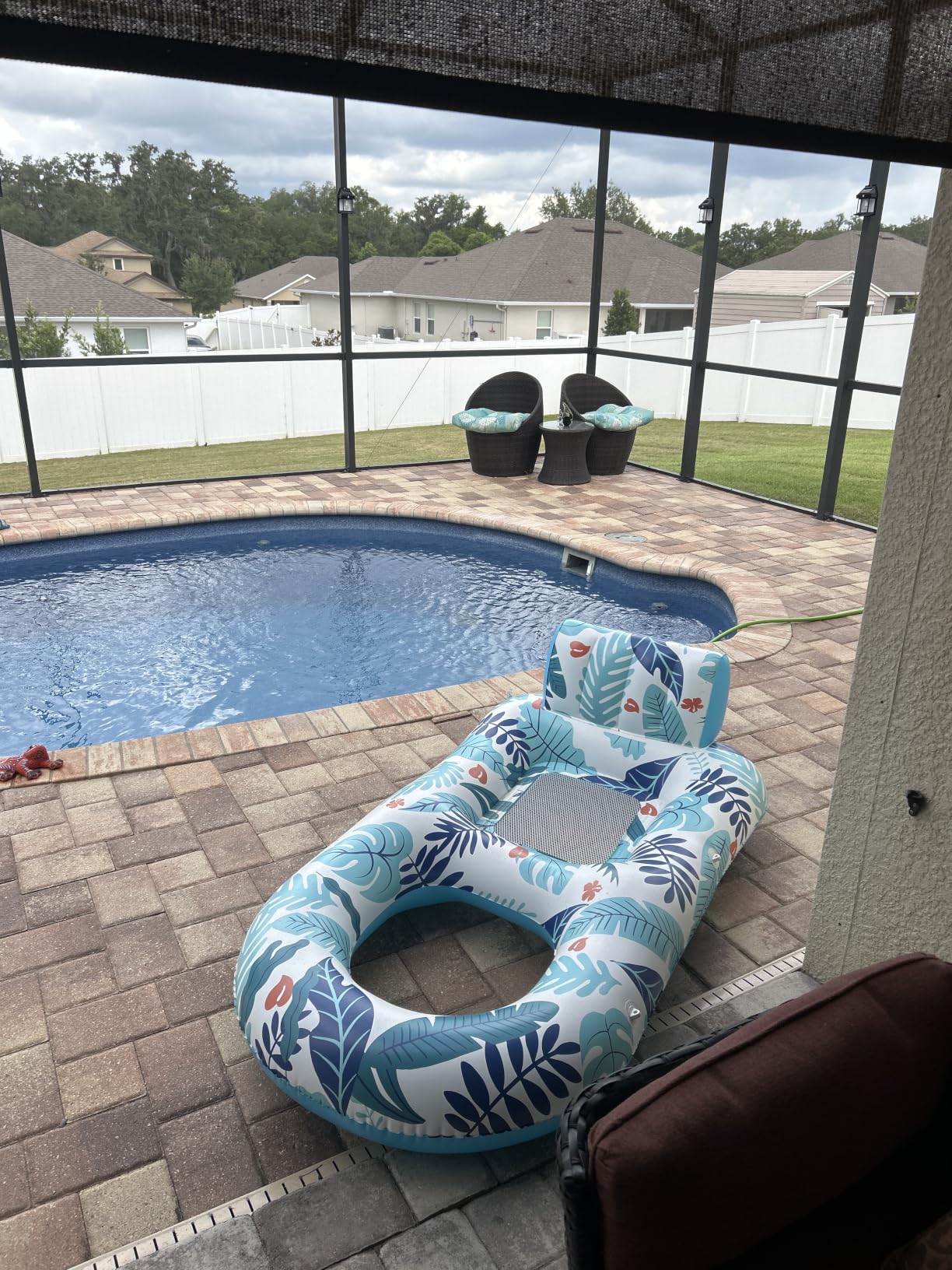 2 Pack Inflatable Pool Floats Lounger, Pool Rafts for Adults, Thickened PVC, Cooling Mesh, Sturdy Backrest, Heavy Duty Giant Pool Floaties customer photo 1