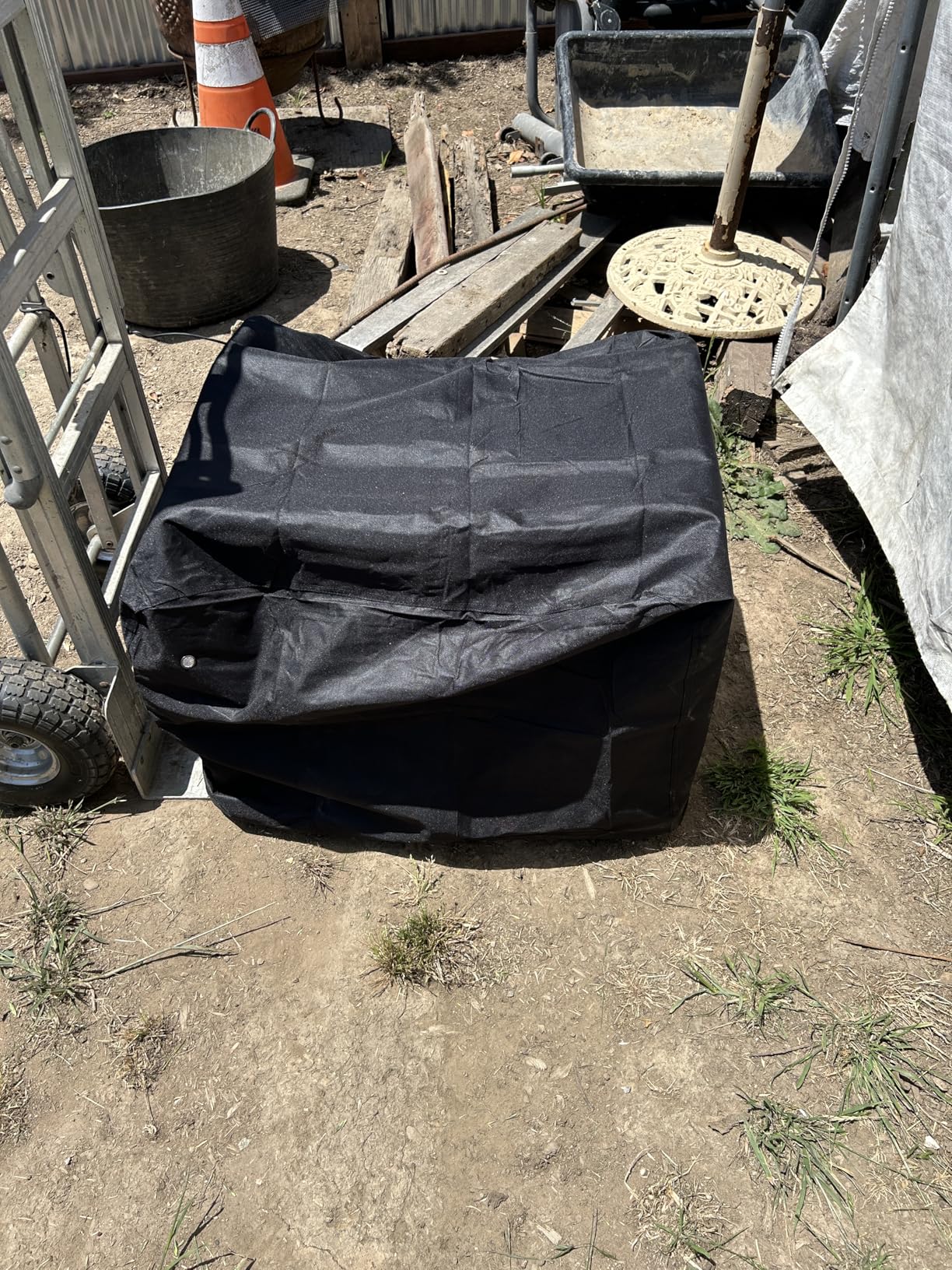 Waterproof Generator Covers for Outside, Heavy Duty Thicken 900D Polyester Fabric Portable Generator Covers Universal Fits for Most Generators 5000-10000 Watt, Black (32
