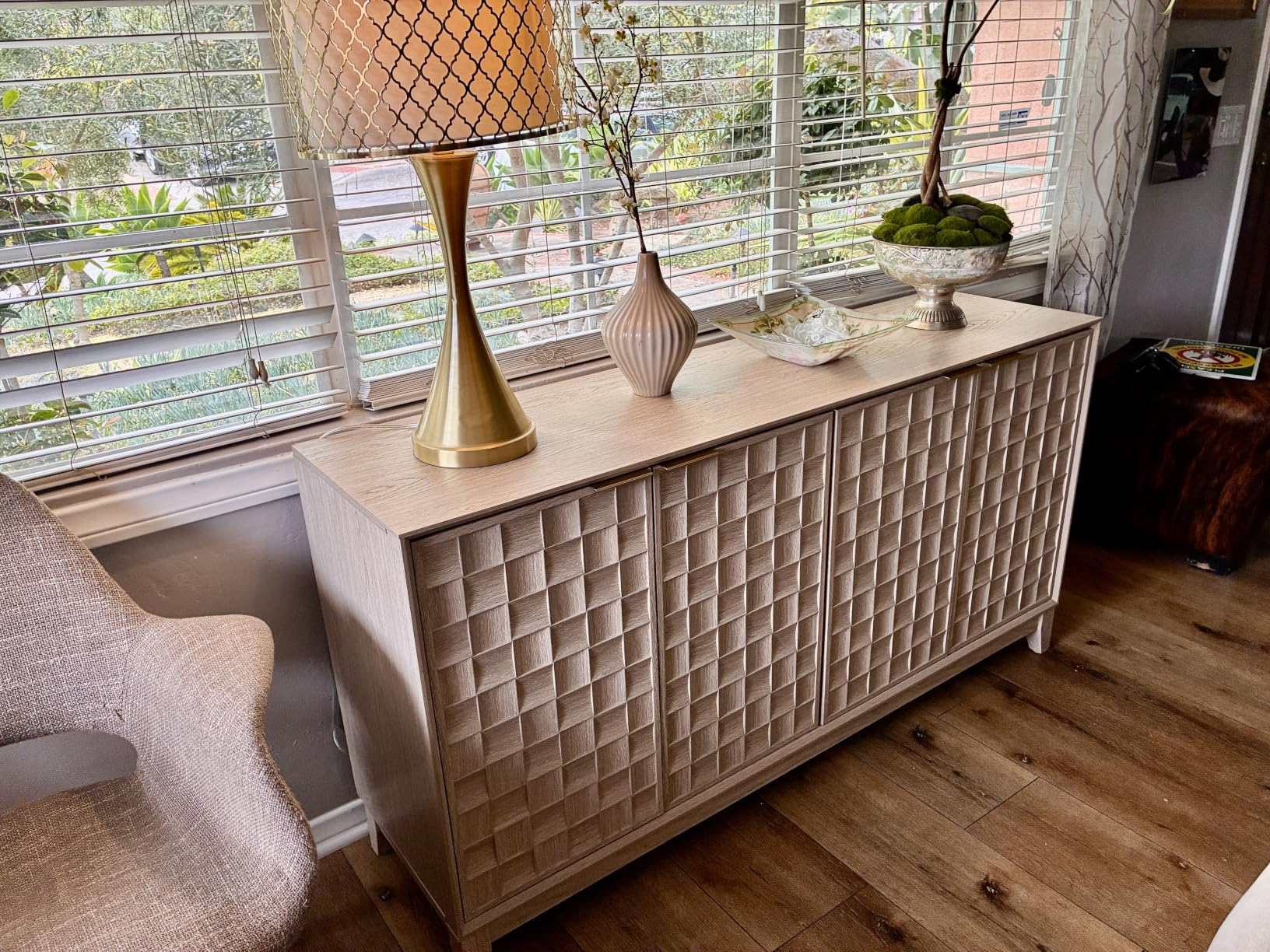 COLAMY Fluted Sideboard Cabinet with Storage - Solid Wood Buffet for Dining Room, Credenza Console with Adjustable Shelves, Walnut Finish, Mid Century Modern Style, Oak White customer photo 1