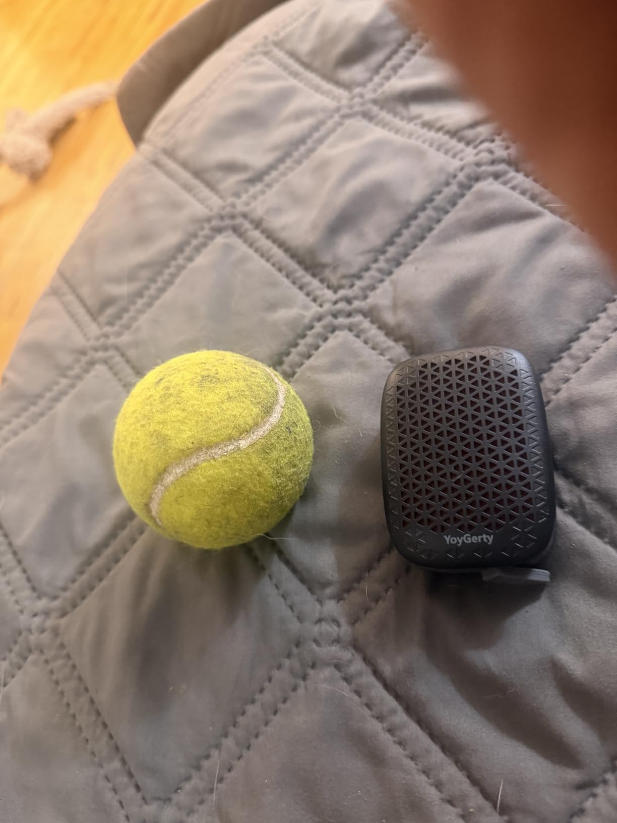 2026 Upgrade Wearable Bluetooth 5.4 Speaker, IPX7 Waterproof Clip-on Wireless Mini Portable Speakers, Built-in Mic, Hands-Free Music/Calls for Work/Cycling/Home/Party/Outdoor(Black) customer photo 2