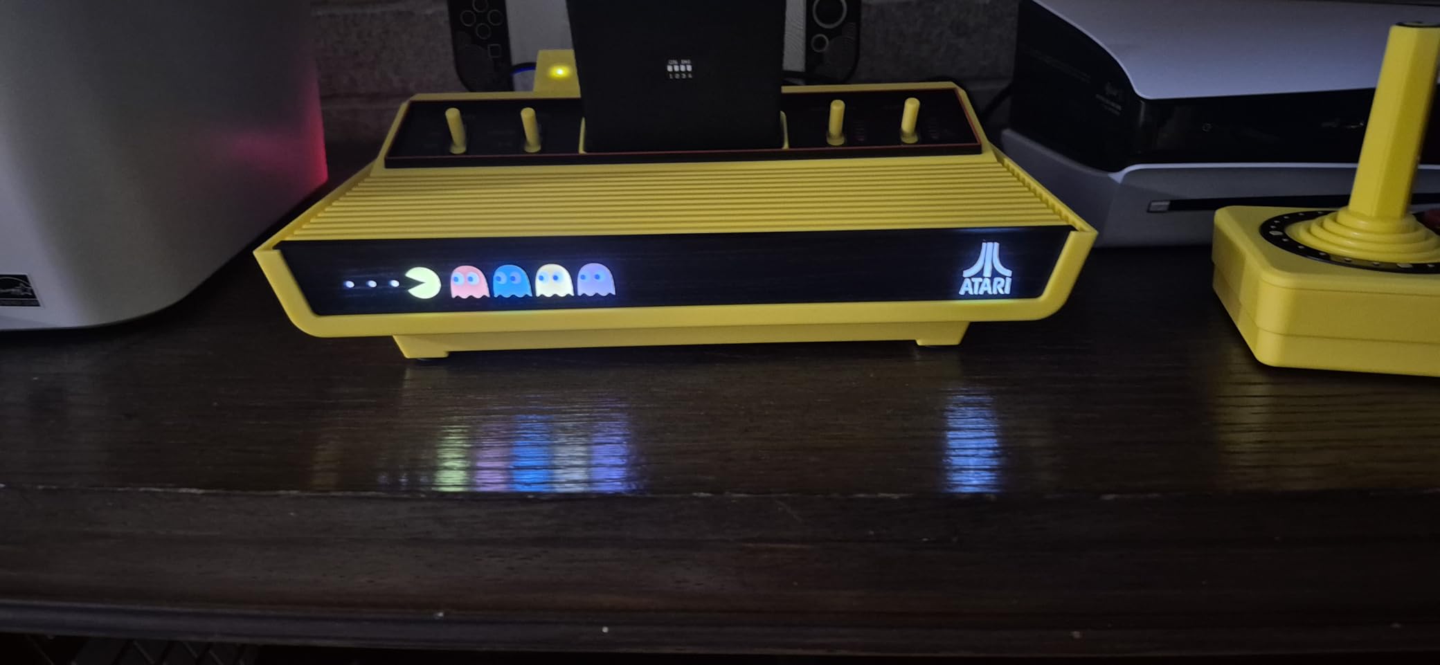Atari 2600+ PAC-MAN Edition Console, Game & Wireless Joystick customer photo 2