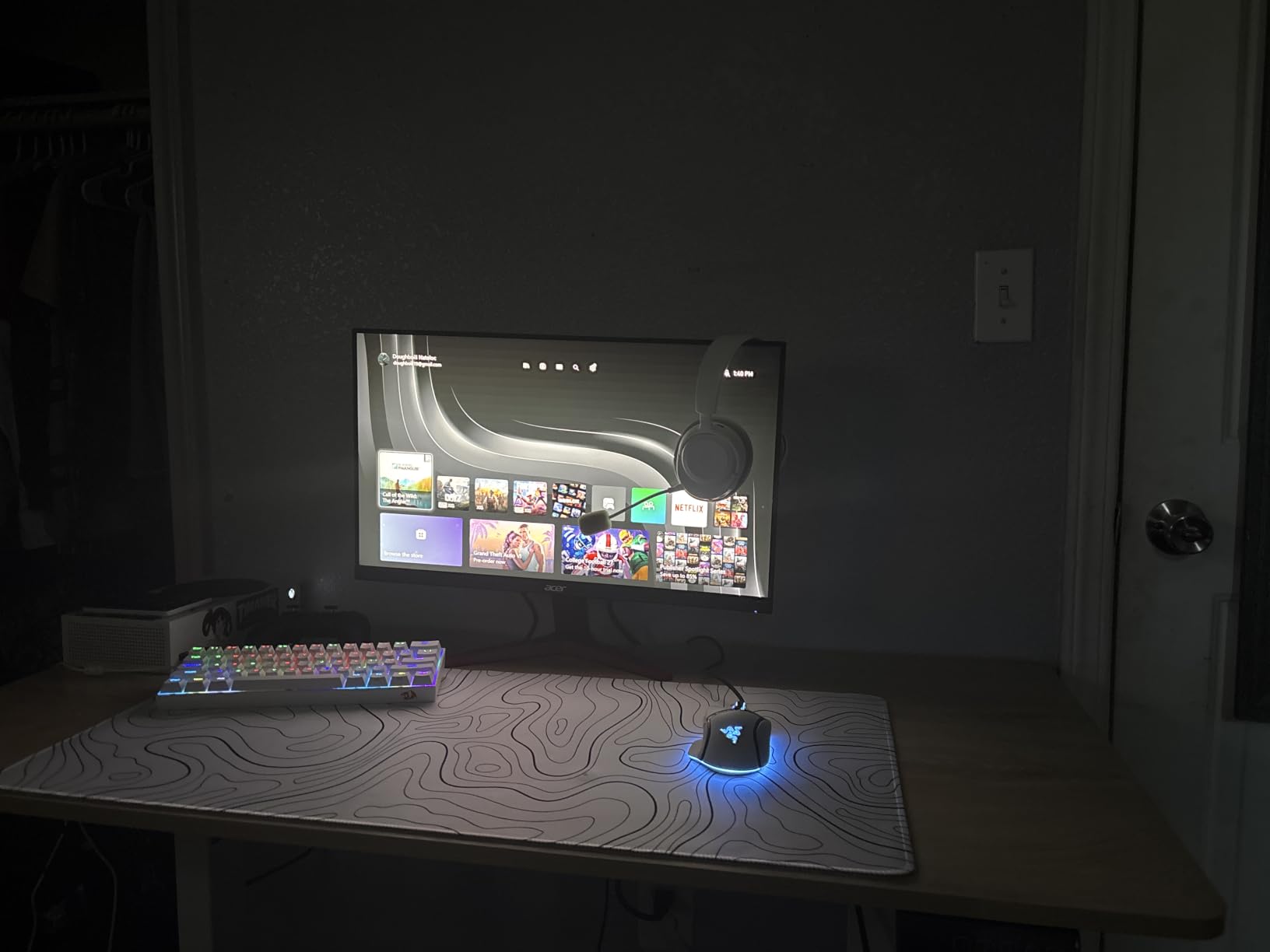 FEZIBO 55 x 24 Inches Electric Standing Desk, Height Adjustable, Sit Stand Up, Computer Office Desk with Splice Board, White Frame/Maple Top customer photo 2