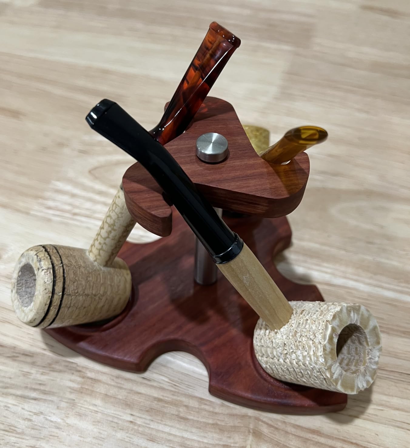 Solid Natural Rosewood Tobacco Smoking Pipe Stand Holder for 3 Pipes, 3 Slots Embossed Circular Slot, Non-Slip Rubber Feet customer photo 1