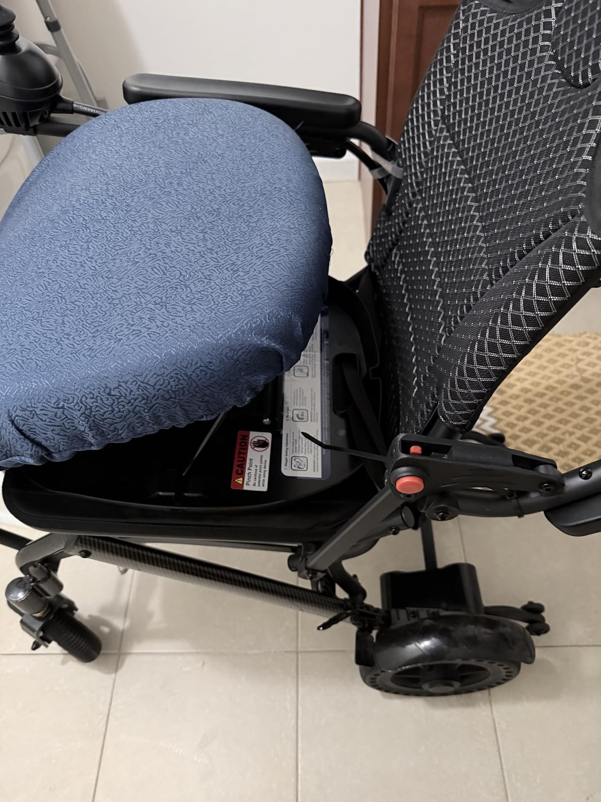 Carex Upeasy Seat Assist Plus - Portable Self-Powered Lifting Seat Cushion for Chairs, 70% Weight Support up to 340 lbs. - Lift Assist for Seniors and Mobility Support customer photo 1