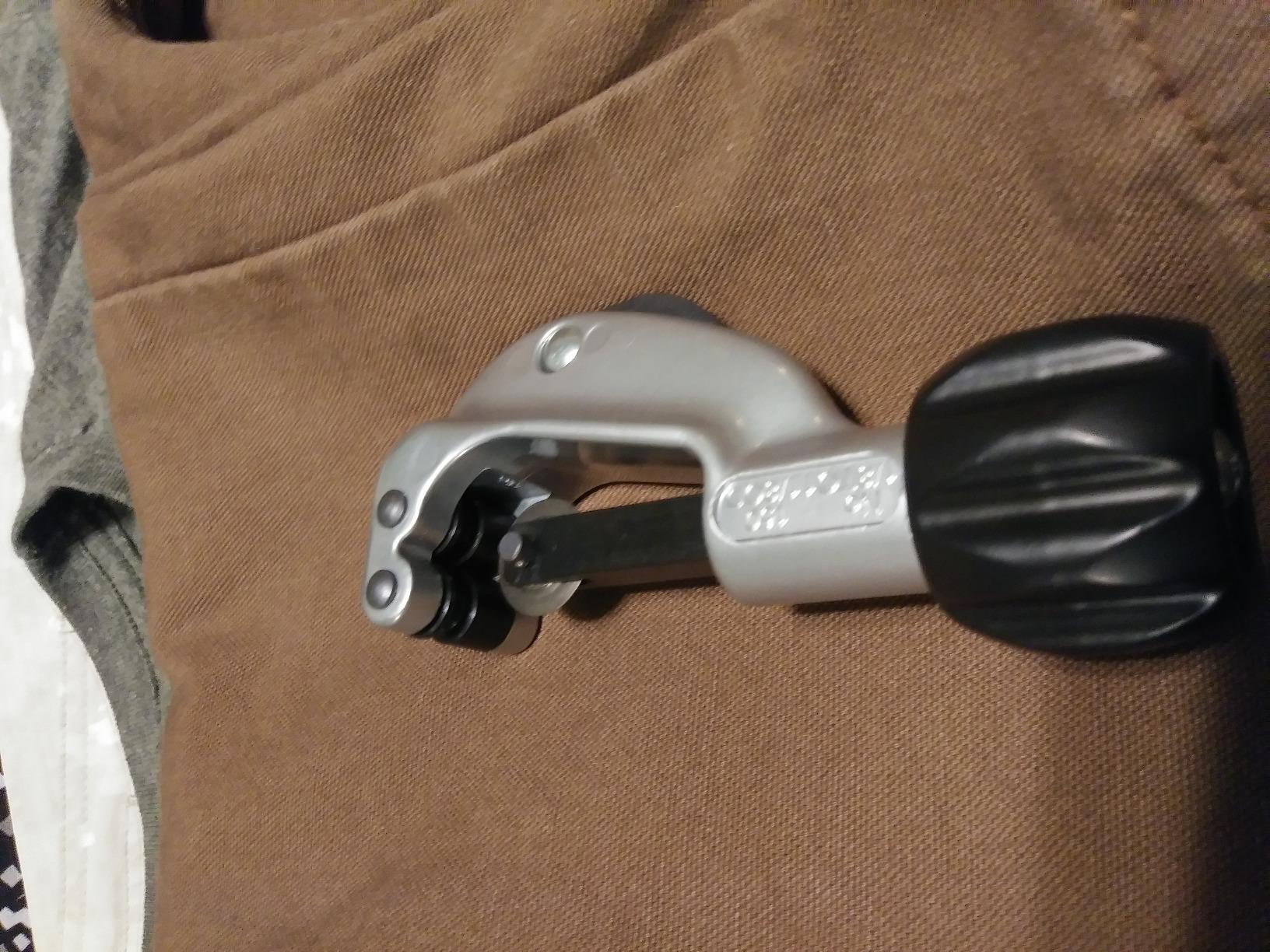 RIGID 31622 Model 150 Constant Swing Tubing Cutter, 1/8-inch to 1-1/8-inch Tube Cutter customer photo 2