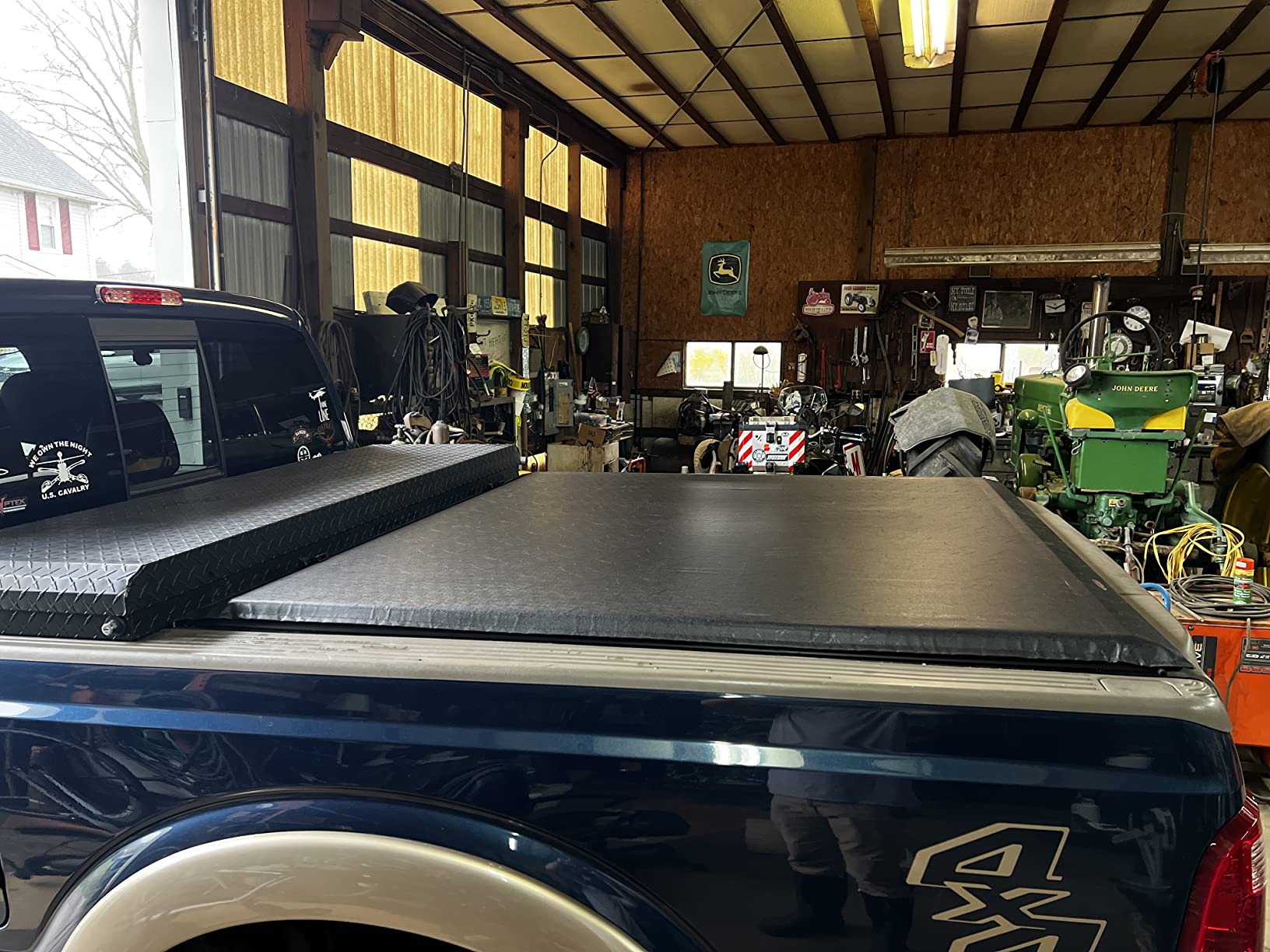 Access 61339 Toolbox Edition Roll-up Tonneau Cover customer photo 2