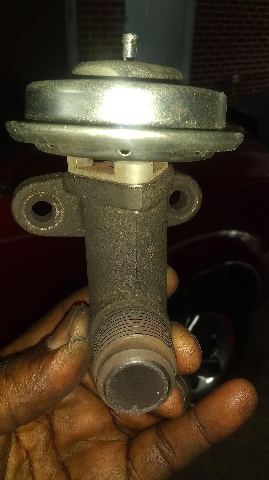 Standard Motor Products EGV537T EGR Valve customer photo 2