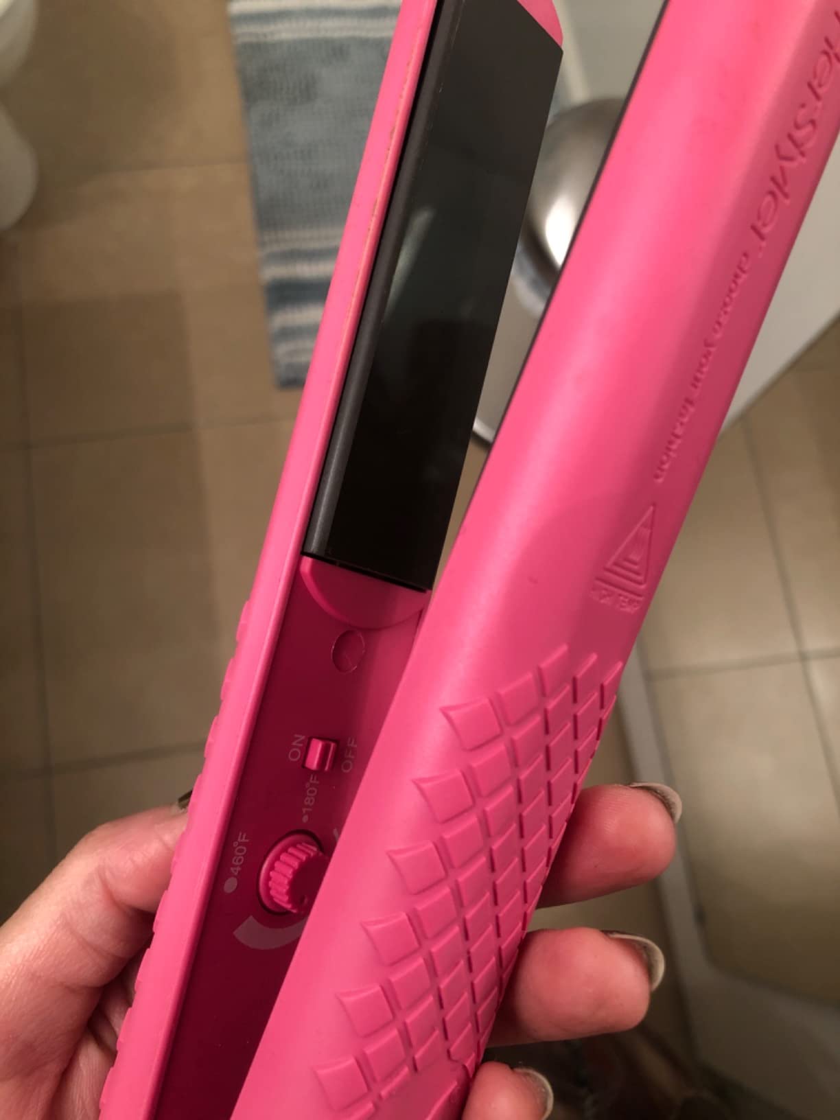 Herstyler Superstyler Onyx Ceramic Flat Iron - Travel Friendly - 1.25 inch customer photo 2