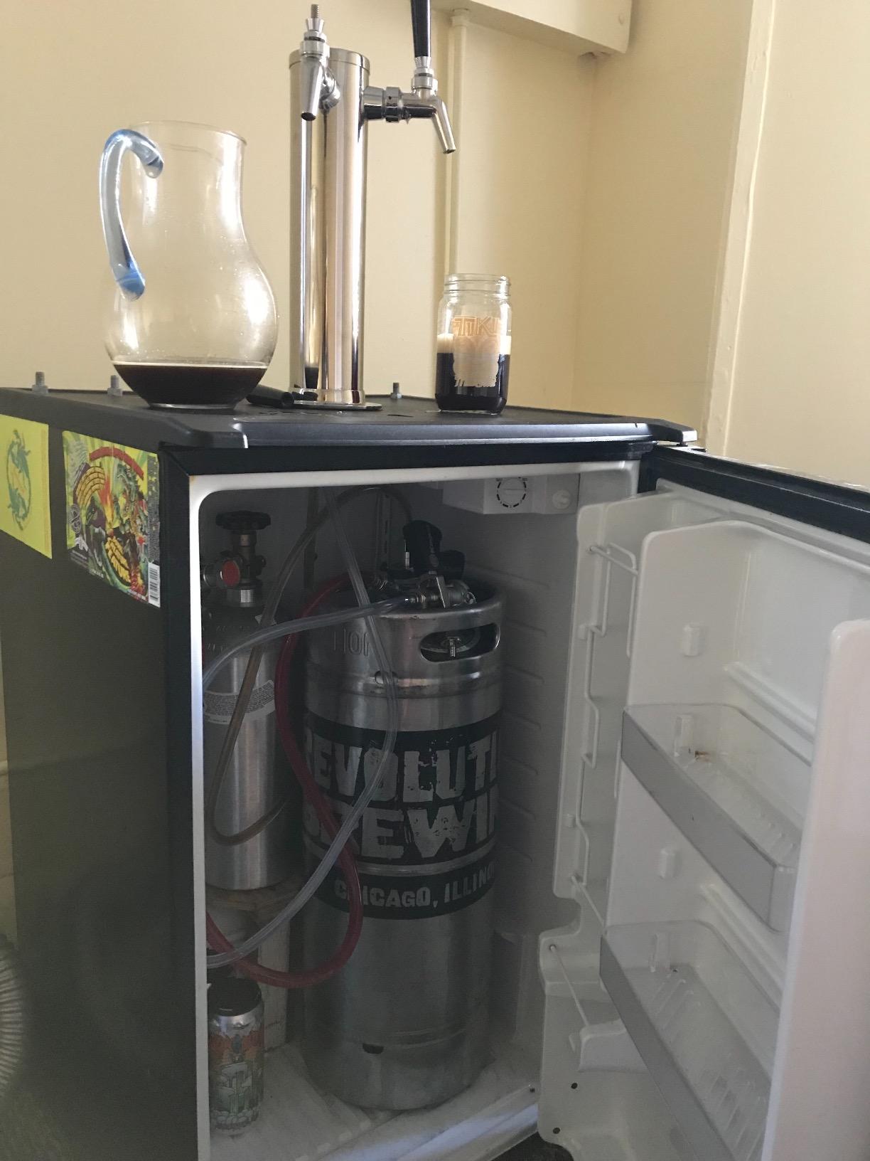 Kegco Dt2F-630SS Double Faucet Stainless Draft Beertower W/Perlick 630SS Stainless Faucets customer photo 2