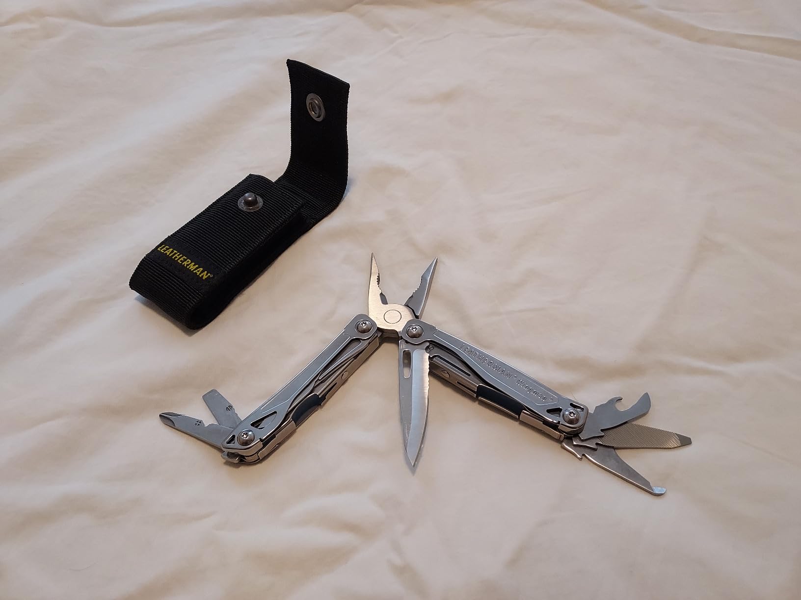 LEATHERMAN Wingman Multi-Tool, Spring-Action Pliers and Scissors, Stainless customer photo 1