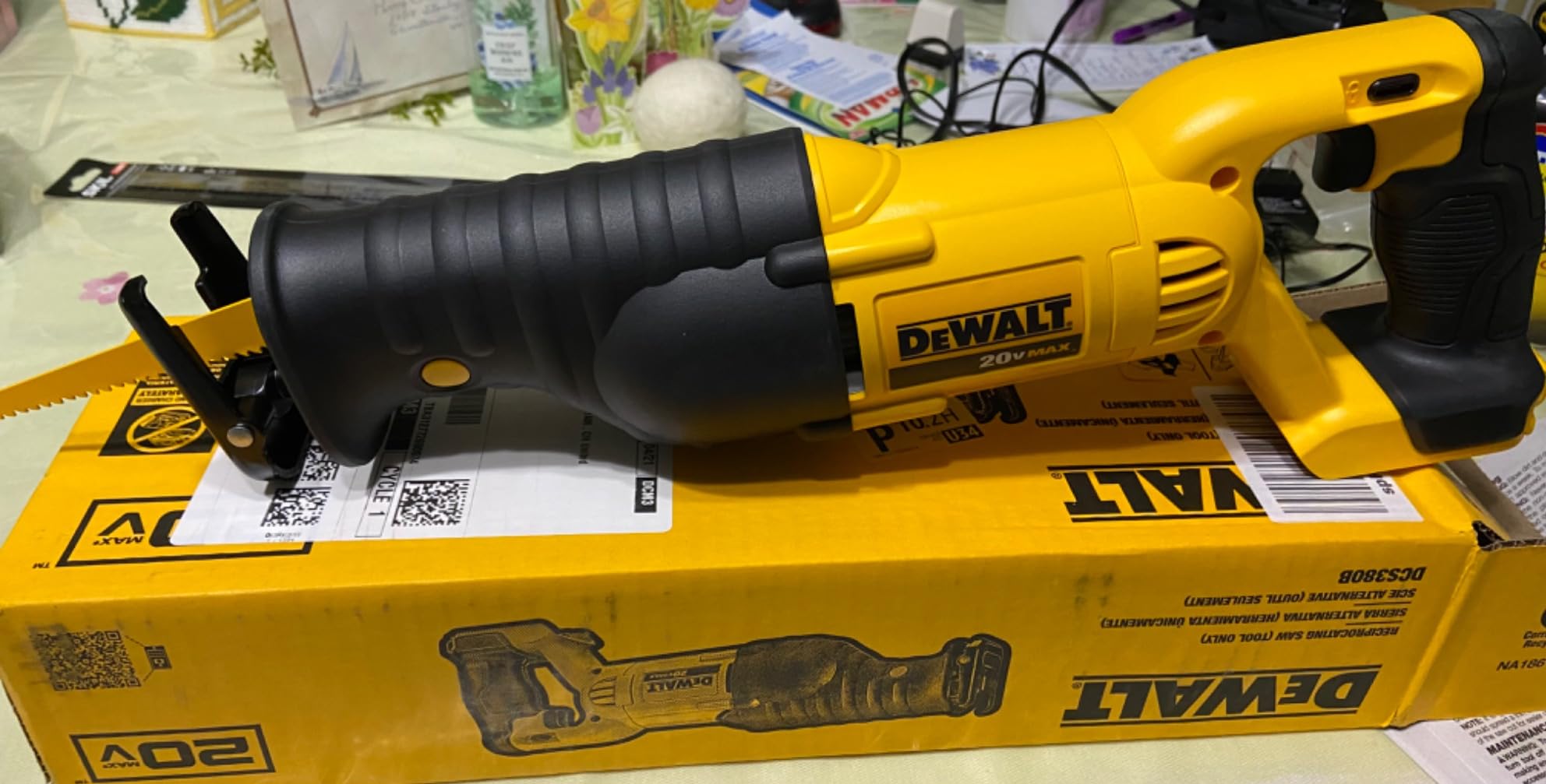 DEWALT 20V MAX Reciprocating Saw, 3,000 Strokes Per Minute, Variable Speed Trigger Cordless Saw, Tool Only (DCS380B) customer photo 1