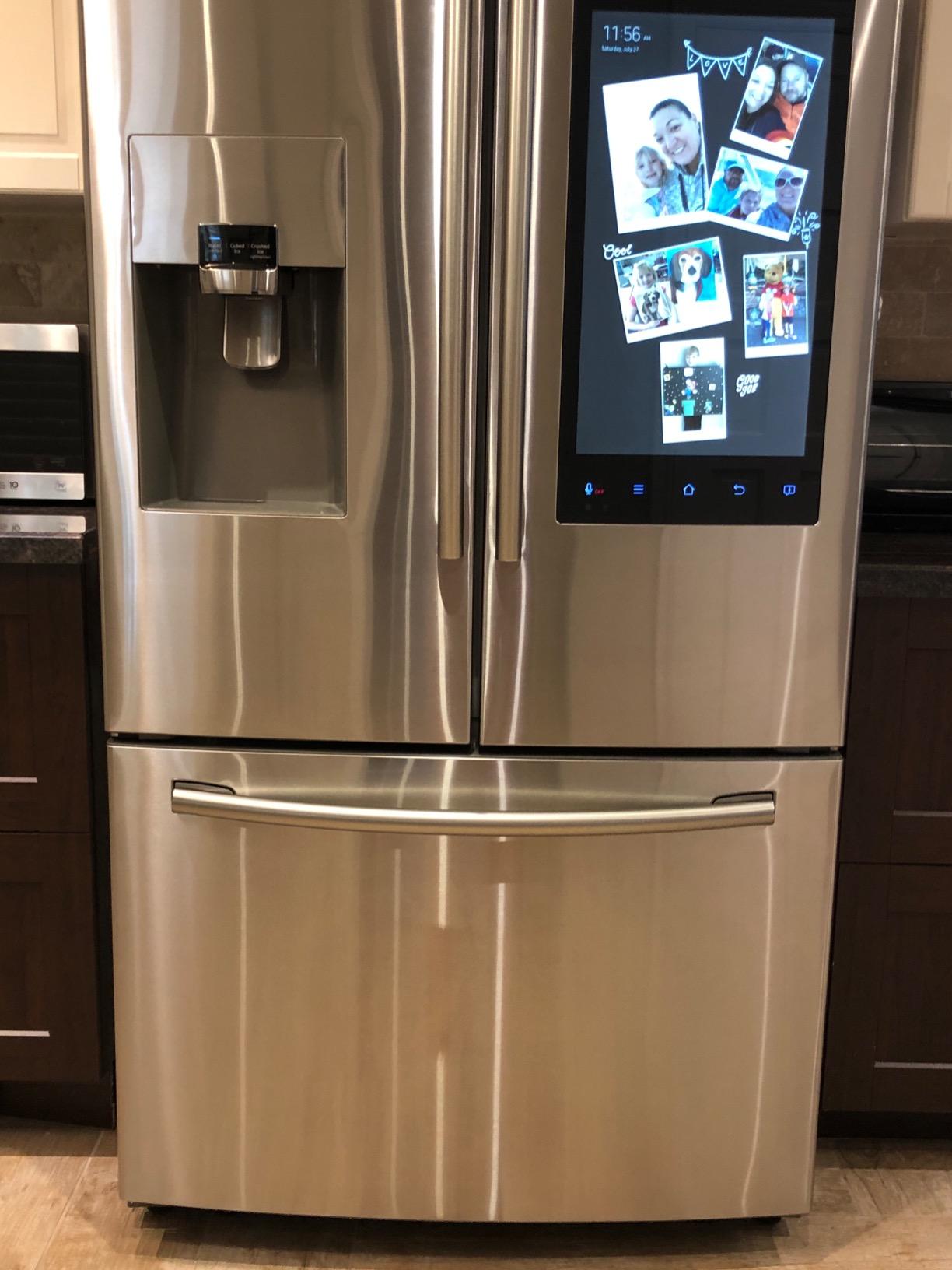 Sheila Shine 10oz Stainless Steel Cleaner and Polish - Cleans, Polishes & Protects Kitchen Appliances, Refrigerators, Sinks, Ovens & Grills - Residue, Streak Free Shine - Stainless Steel Cleaner Spray customer photo 1