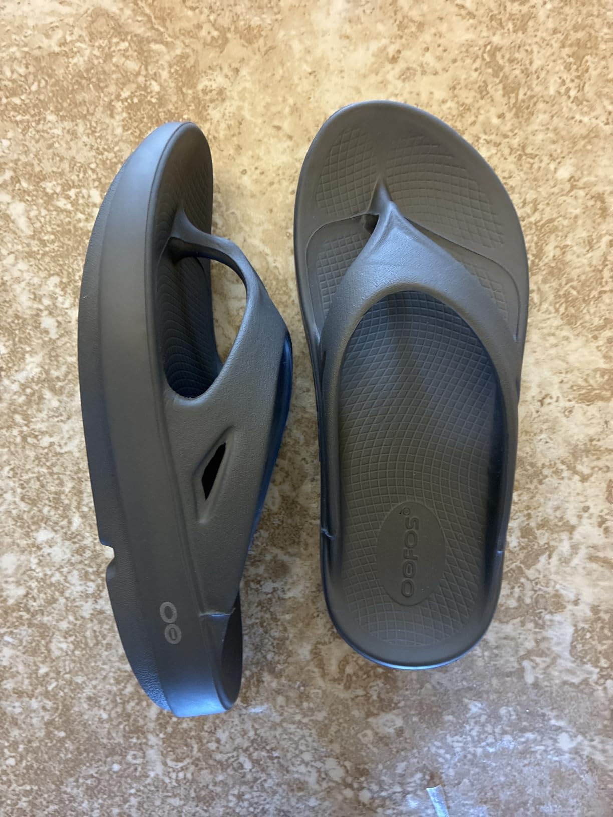 OOFOS OOriginal Recovery Sandal - Women’s and Men’s customer photo 1