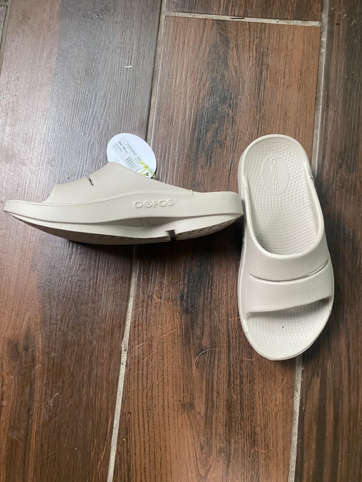 OOFOS OOahh Recovery Slide - Women’s and Men’s customer photo 2