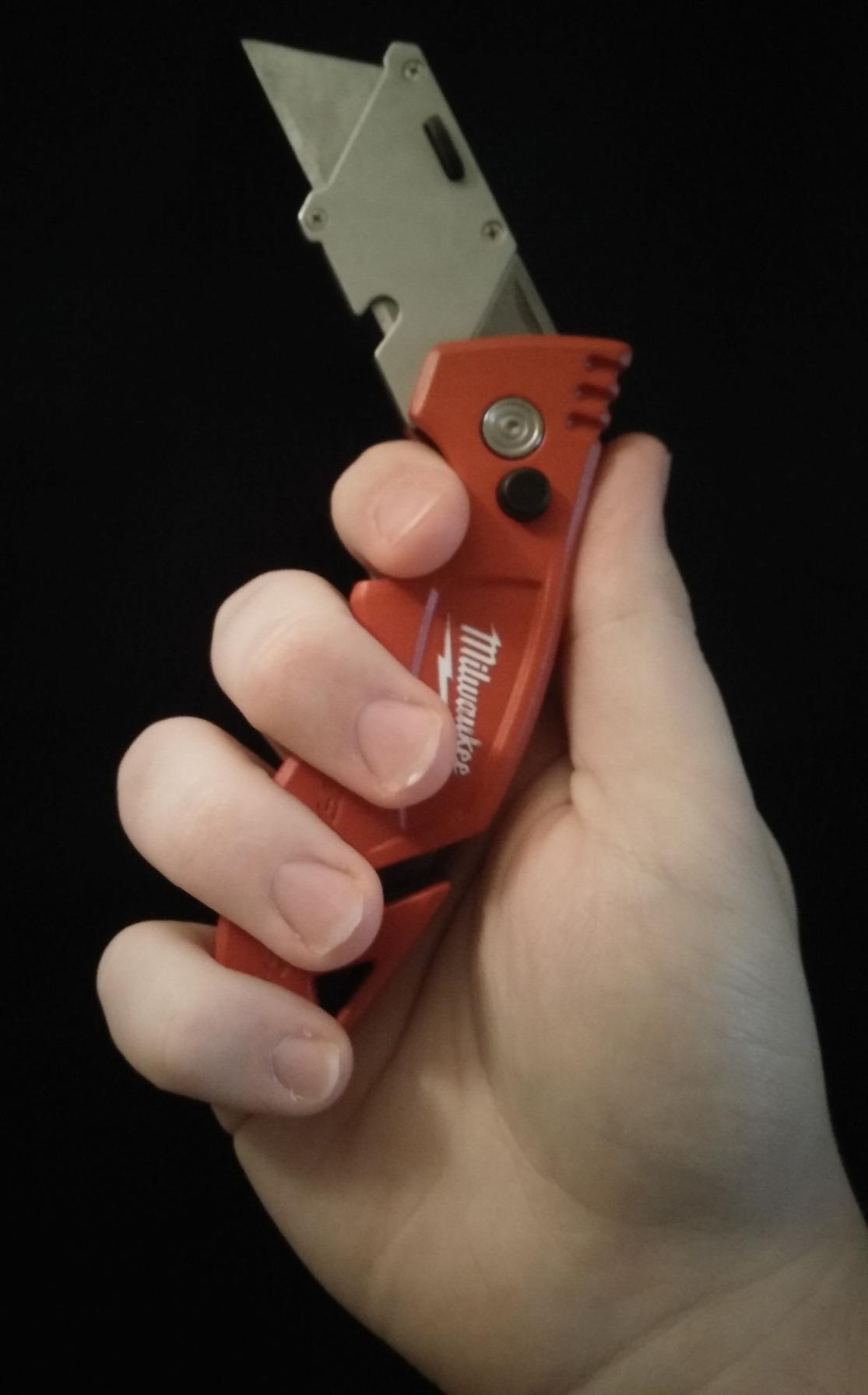 Milwaukee Electric Tool 48-22-1502 Fastback Knife/Storage customer photo 1