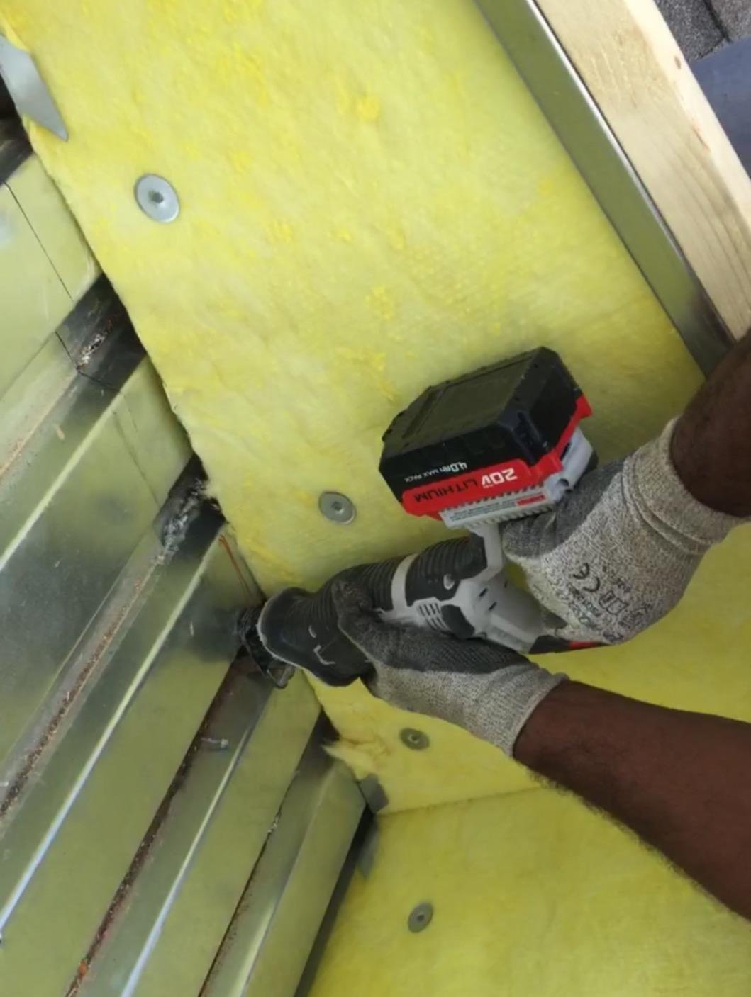 PORTER-CABLE 20V MAX* Reciprocating Saw, Tool Only (PCC670B) customer photo 2