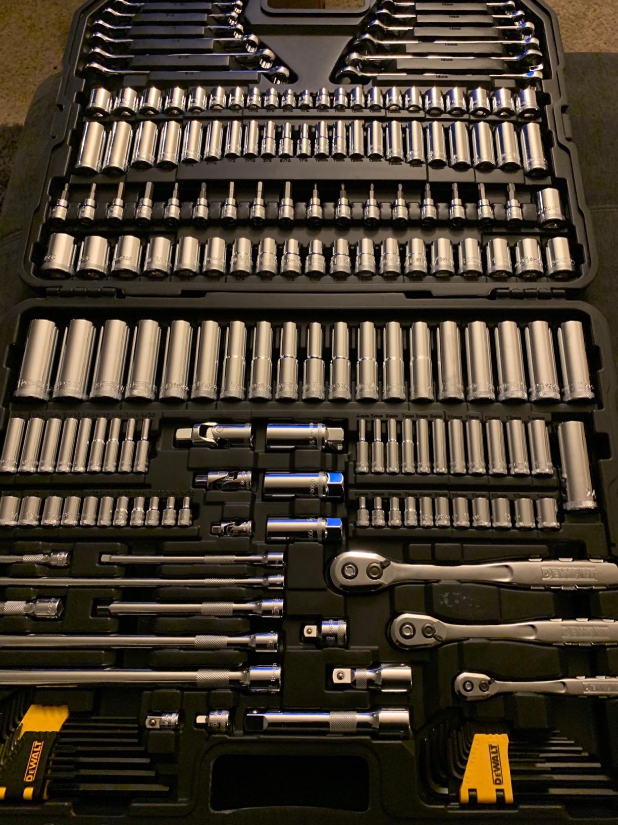 DEWALT Mechanics Tools Kit and Socket Set, 204-Piece Dewalt Tool Set, 1/4