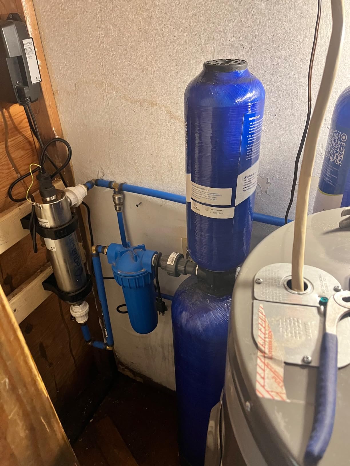 Aquasana Whole House Water Filter System | 1M Gal | UV | WH-1000-CS-UVS-B | 10-Year Filter | 14.6 GPM | Carbon & KDF | Reduces Bacteria & Viruses | Salt-Free Scale Control | Pro Kit | 10-Year Warranty customer photo 1
