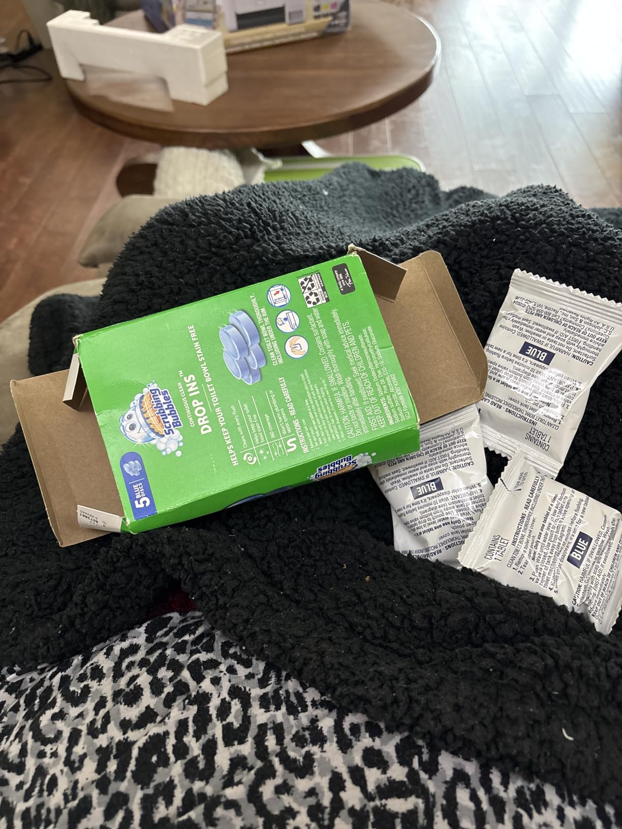 Scrubbing Bubbles Continuous Clean Toilet Tank Drop-Ins, 5 Count customer photo 1
