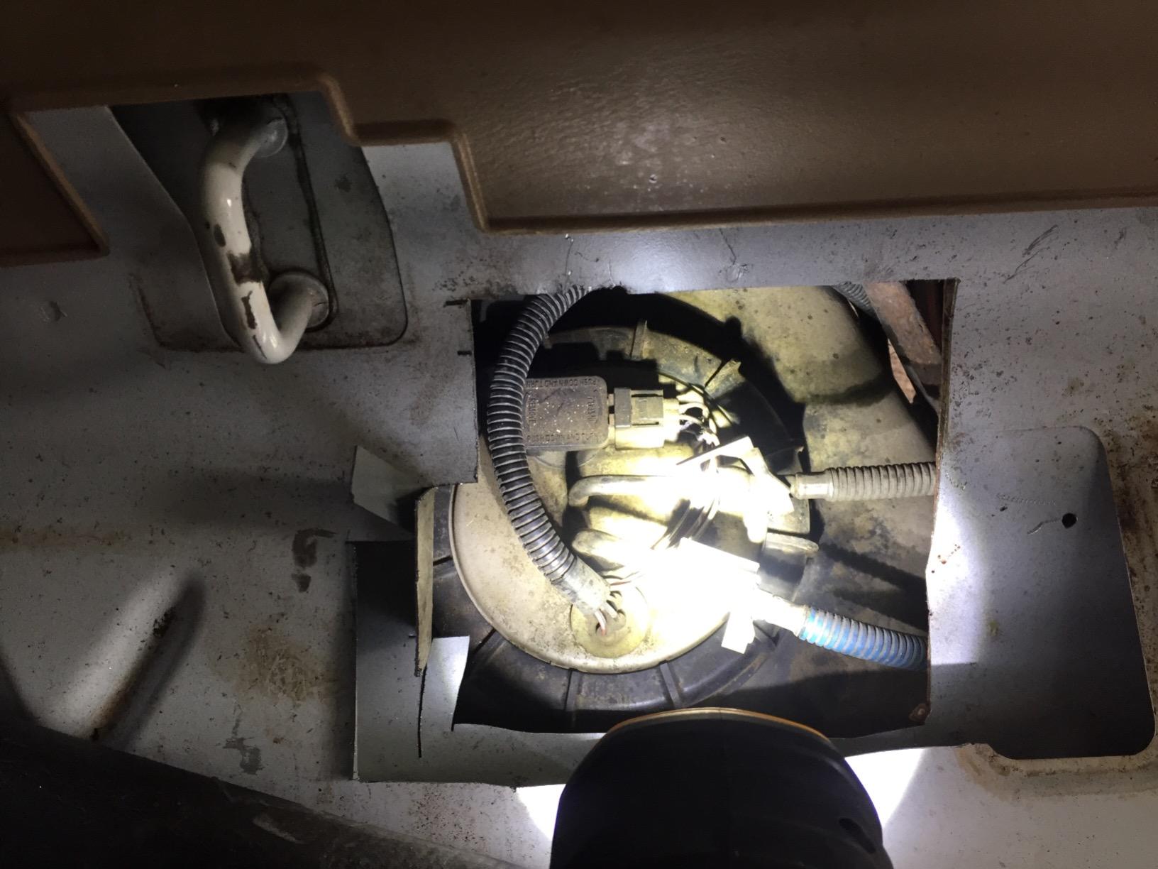 AIRCAT 6350 Low Vibration Reciprocating Air Saw, 9,500 Strokes Per Minute customer photo 1