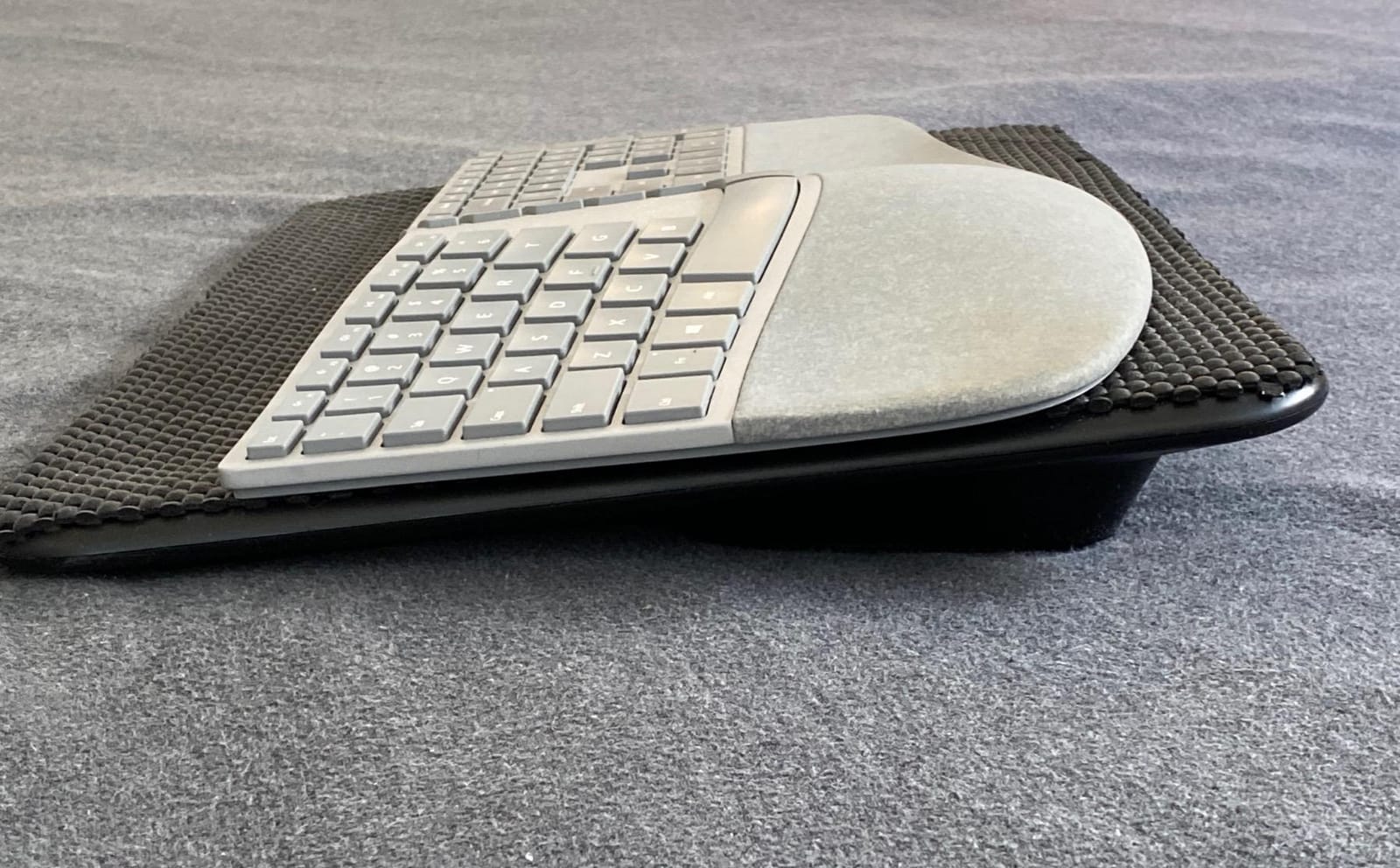 Microsoft 3RA-00022 Surface Ergonomic Wireless Keyboard,Gray customer photo 2