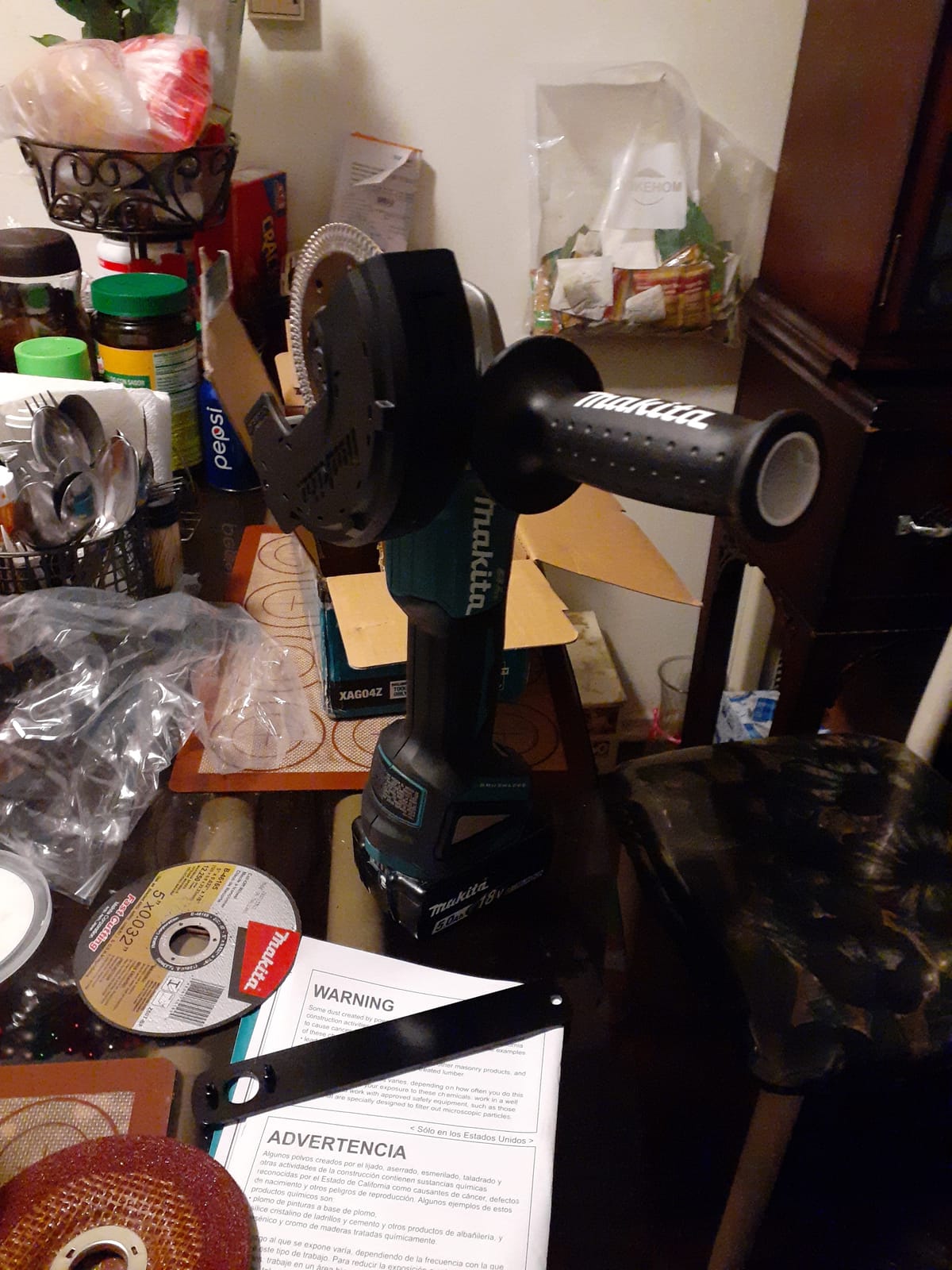 Makita XAG04Z 18V LXT® Lithium-Ion Brushless Cordless 4-1/2” / 5