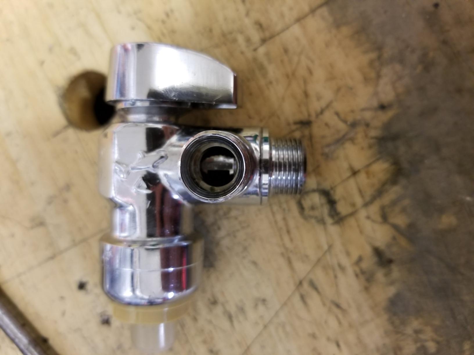 SharkBite 1/2 x 3/8 Inch Compression Dual Outlet Angle Stop Valve, Quarter Turn, Push to Connect Brass Plumbing Fitting, PEX Pipe, PE-RT, CPVC, Copper Pipe, 25558LF customer photo 2