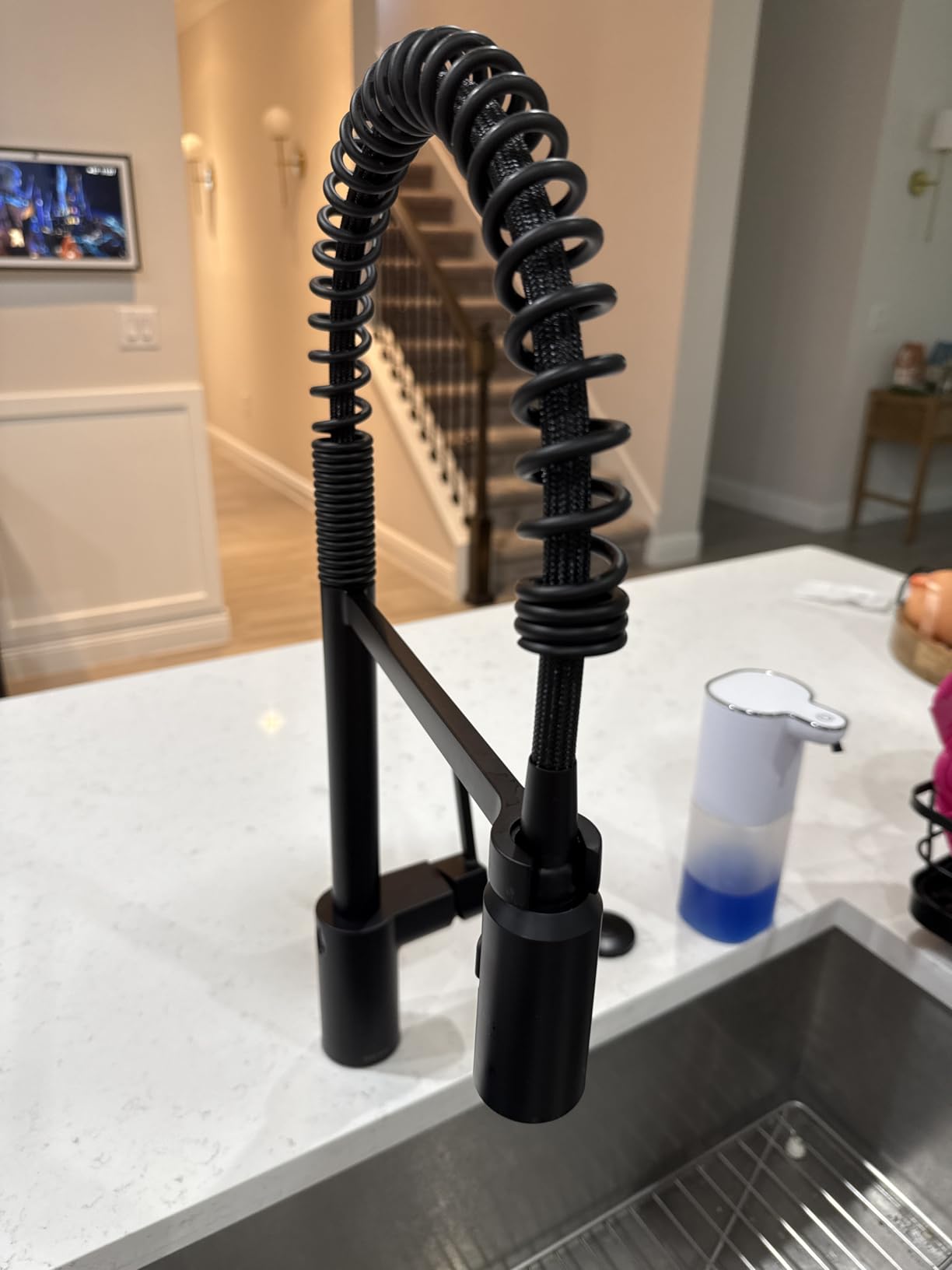 Moen Align Spot Resist Stainless Motionsense Wave Sensor Touchless One-Handle High Arc Spring Pulldown Kitchen Faucet with Sprayer, 5923EWSRS customer photo 2
