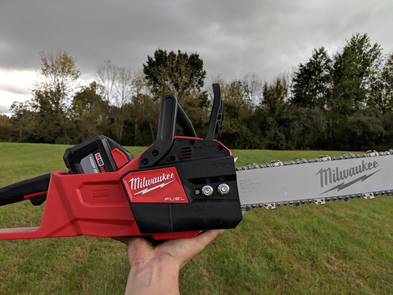 Milwaukee Electric Tools 2727-21HD Chainsaw Kit customer photo 1