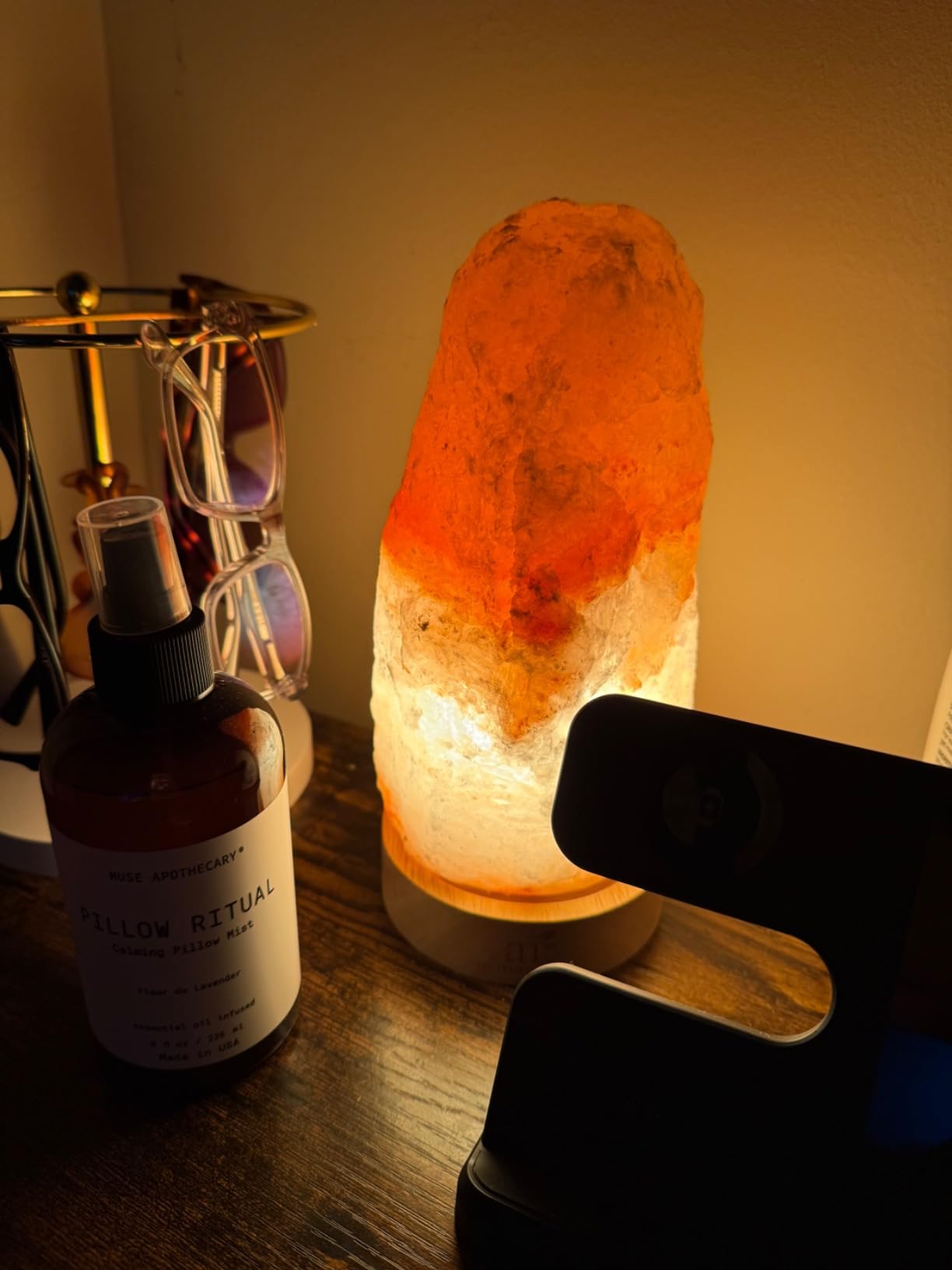 Artnaturals Himalayan Salt Lamp with Wooden Base | Authentic Himalayan Pink Salt, Natural Wooden Base, Adjustable Dimmer Switch, Warm Ambient Glow for Bedroom & Home Décor customer photo 2