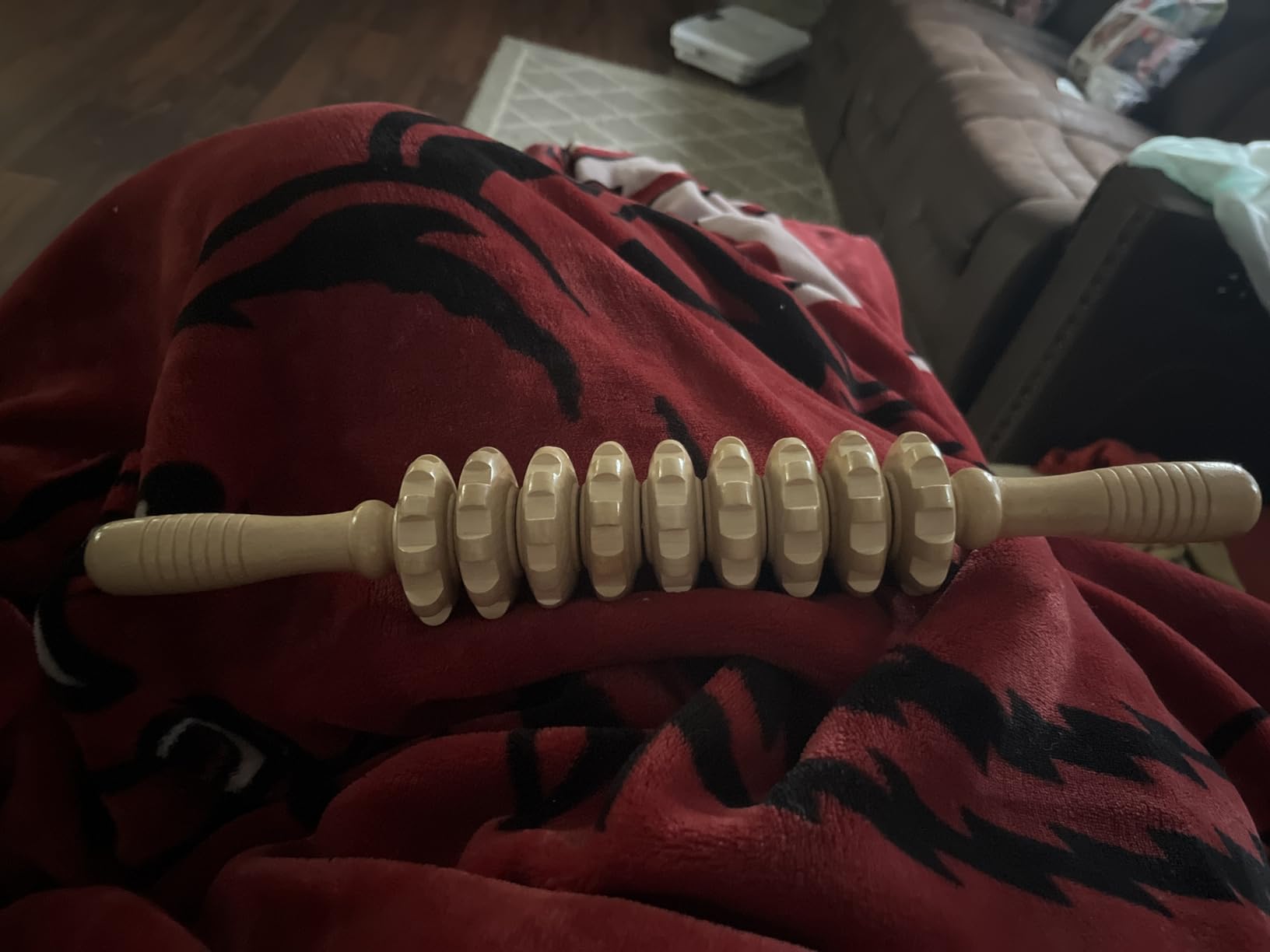 Liitrton Manual Wooden Massage Roller Stick for Muscle Relief, 9‑Wheel customer photo 2