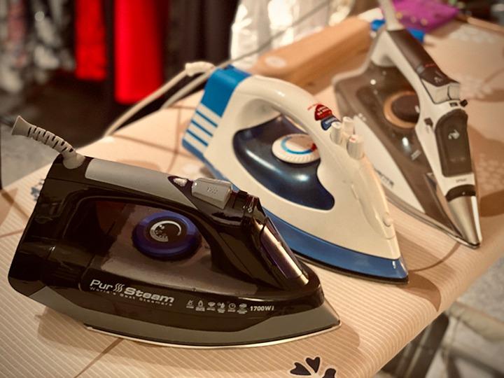 PurSteam SteamBurst+ Steam Iron, Ceramic Soleplate, Self-Clean, Anti Drip | 1750W | Ceramic Soleplate | Adjustable Steam | Self-Clean | Anti-Calc | Anti-Drip | Powerful Steam for All Fabrics customer photo 1