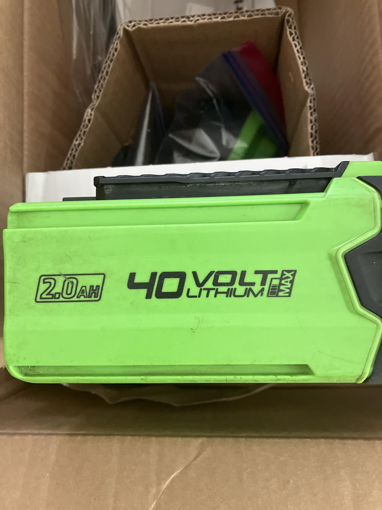 Greenworks 40V 14 in Cordless Electric Chainsaw, 2.5 Ah Battery and Charger customer photo 1