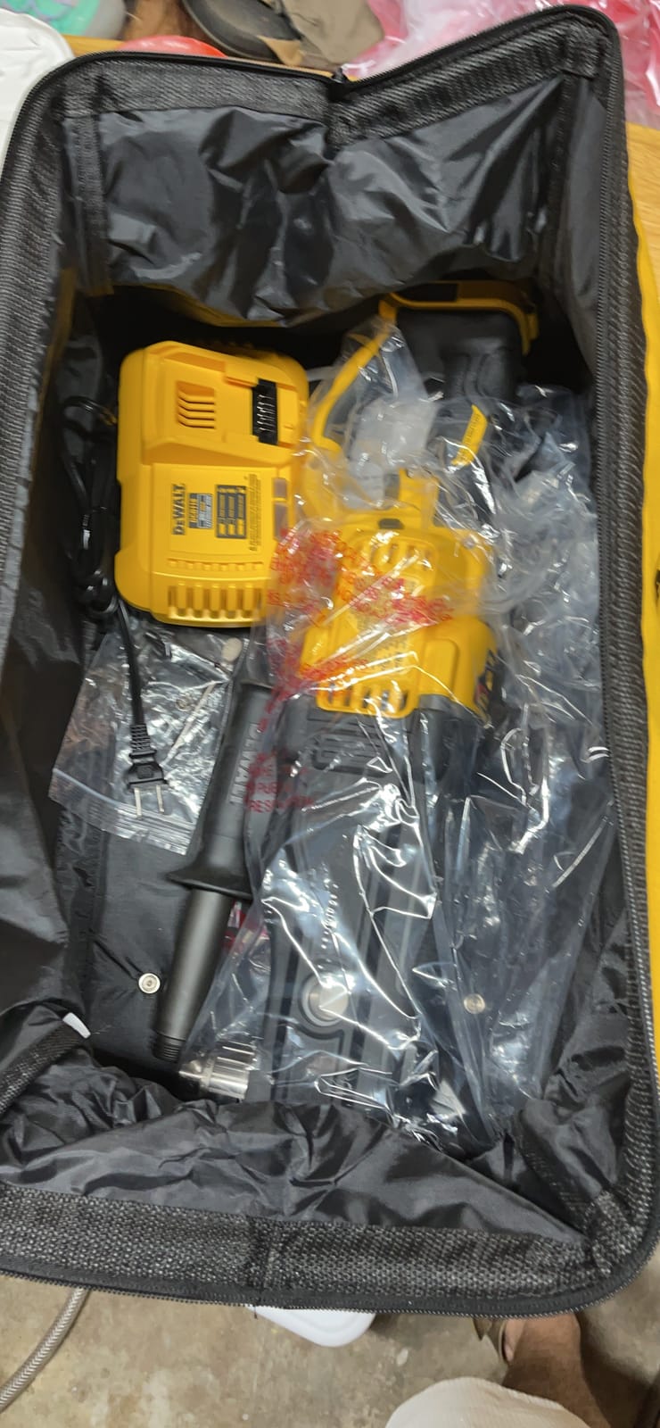 DEWALT 60V MAX* Right Angle Drill with E-Clutch System Kit, In-Line Stud/Joist (DCD470X1) customer photo 1