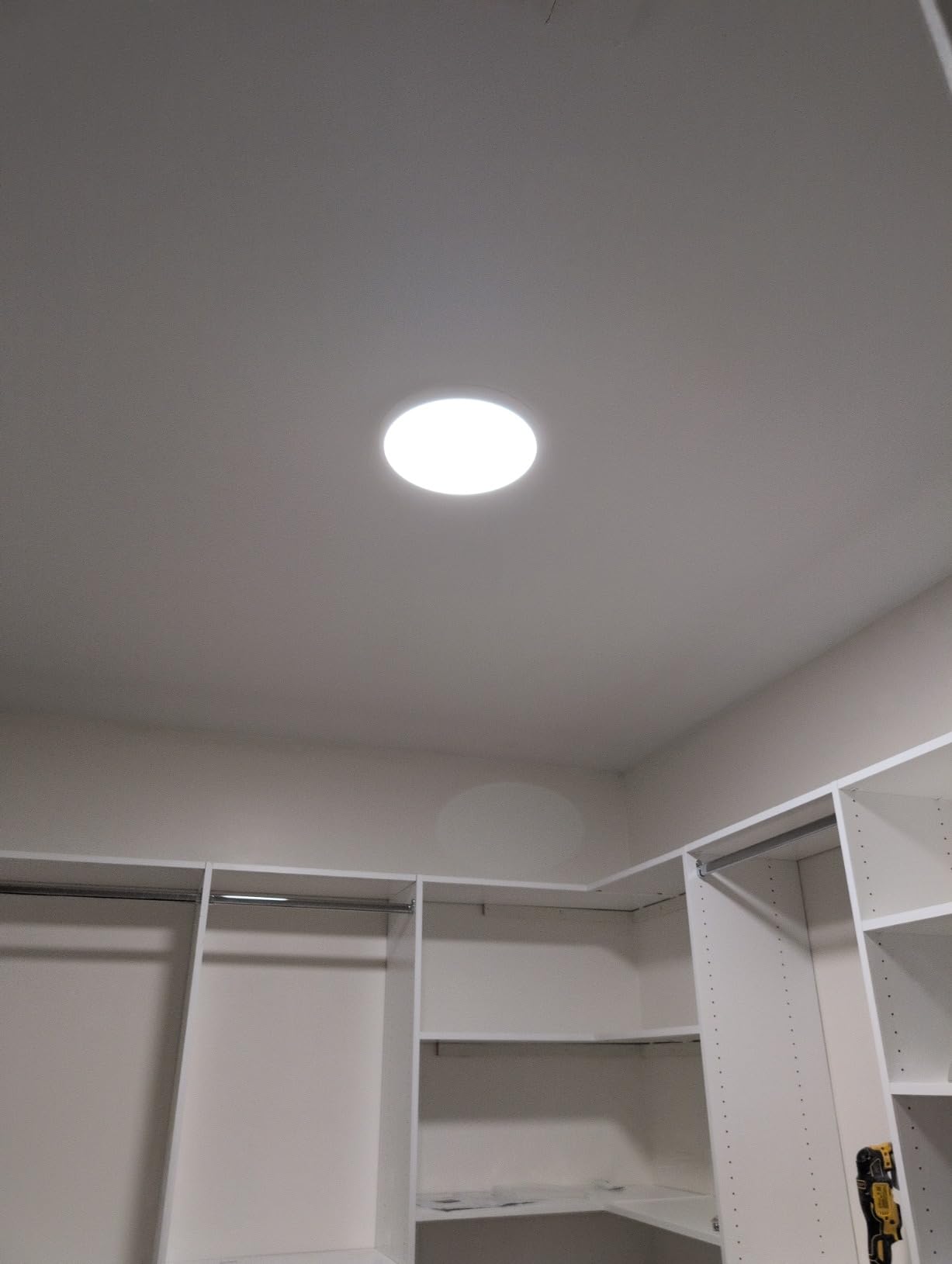 12 Inch LED Flush Mount Ceiling Light Fixture, 5000K Daylight White, 3200LM, 24W, Flat Modern Round Lighting Fixture, 240W Equivalent White Ceiling Lamp for Kitchens, Stairwells, Bedrooms.etc. customer photo 1