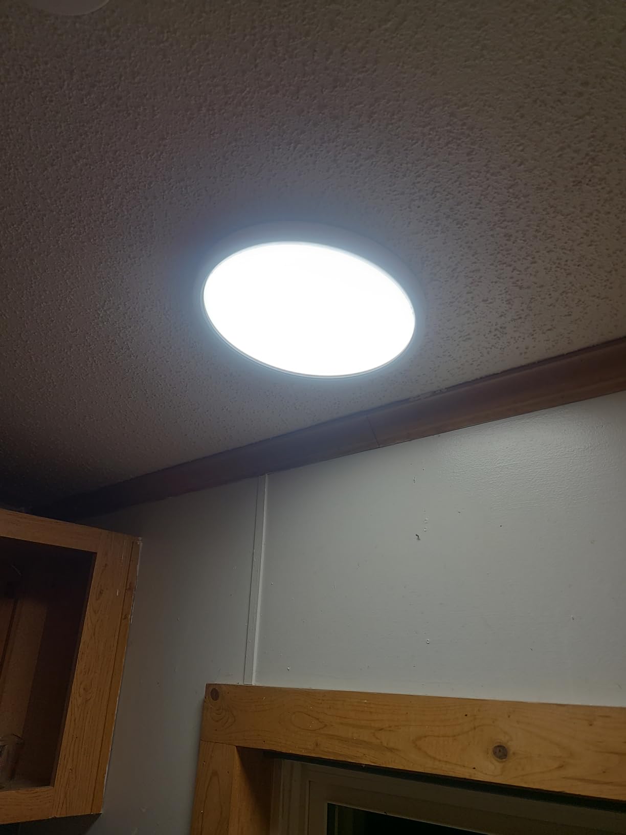 12 Inch LED Flush Mount Ceiling Light Fixture, 5000K Daylight White, 3200LM, 24W, Flat Modern Round Lighting Fixture, 240W Equivalent White Ceiling Lamp for Kitchens, Stairwells, Bedrooms.etc. customer photo 2