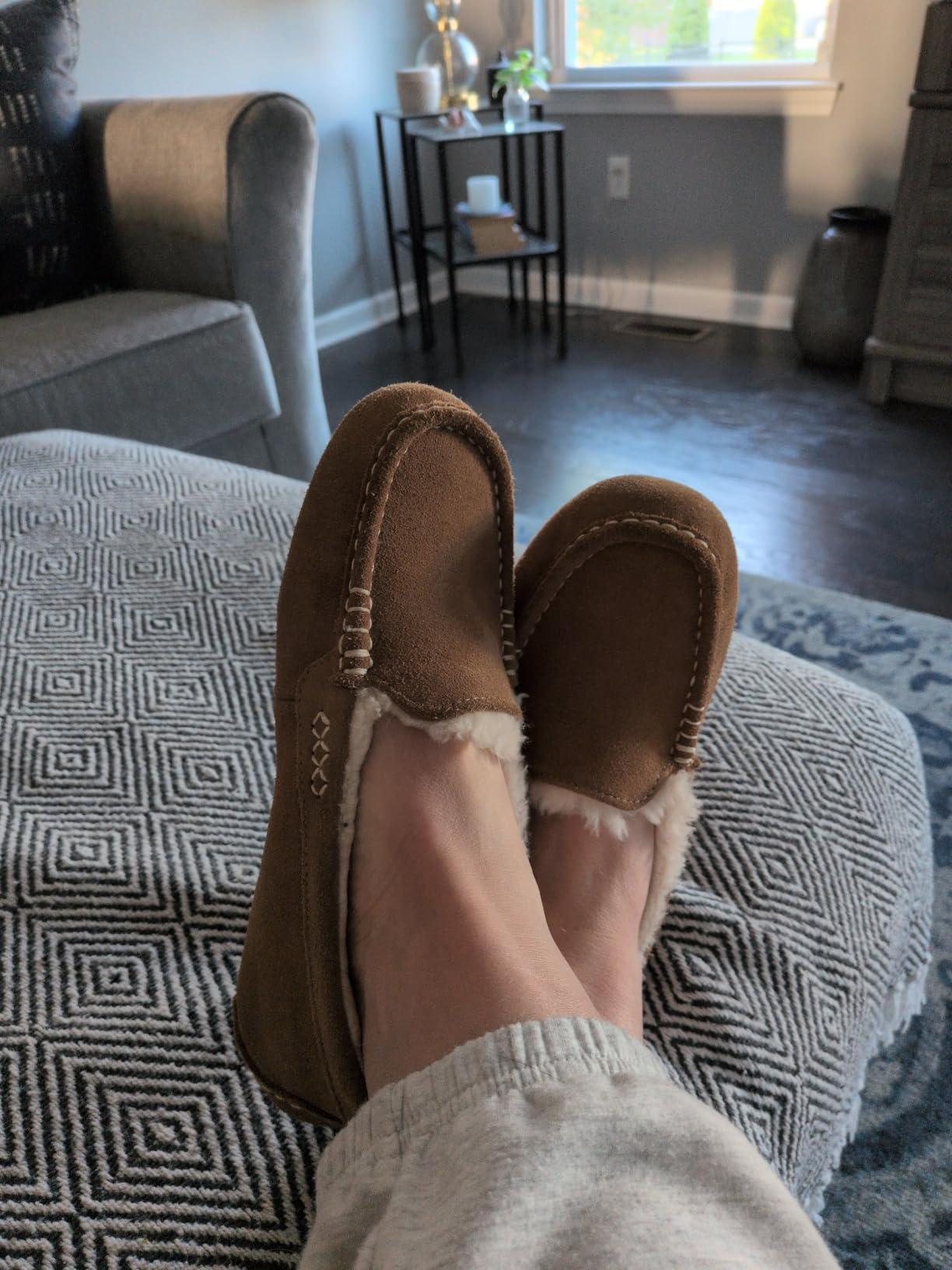 UGG Women's Ansley Slipper customer photo 1