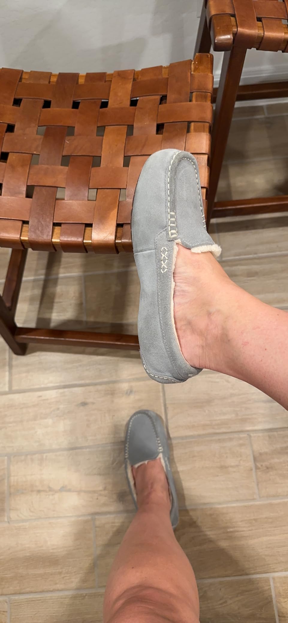 UGG Women's Ansley Slipper customer photo 2