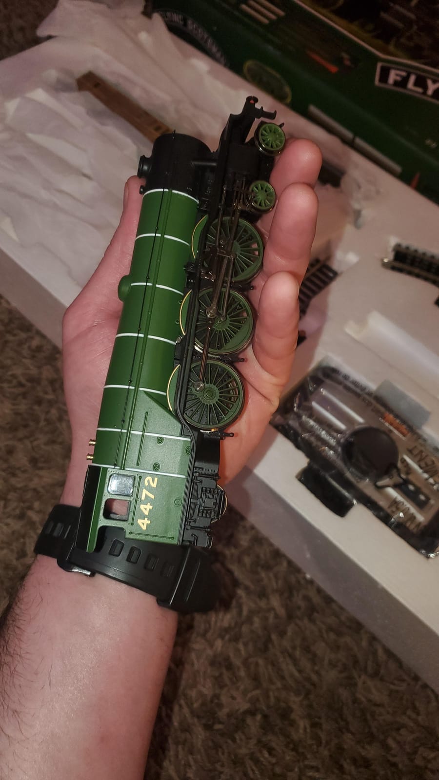 Hornby Electric Train Set - R1255M The Flying Scotsman A1Class - OO Gauge customer photo 2